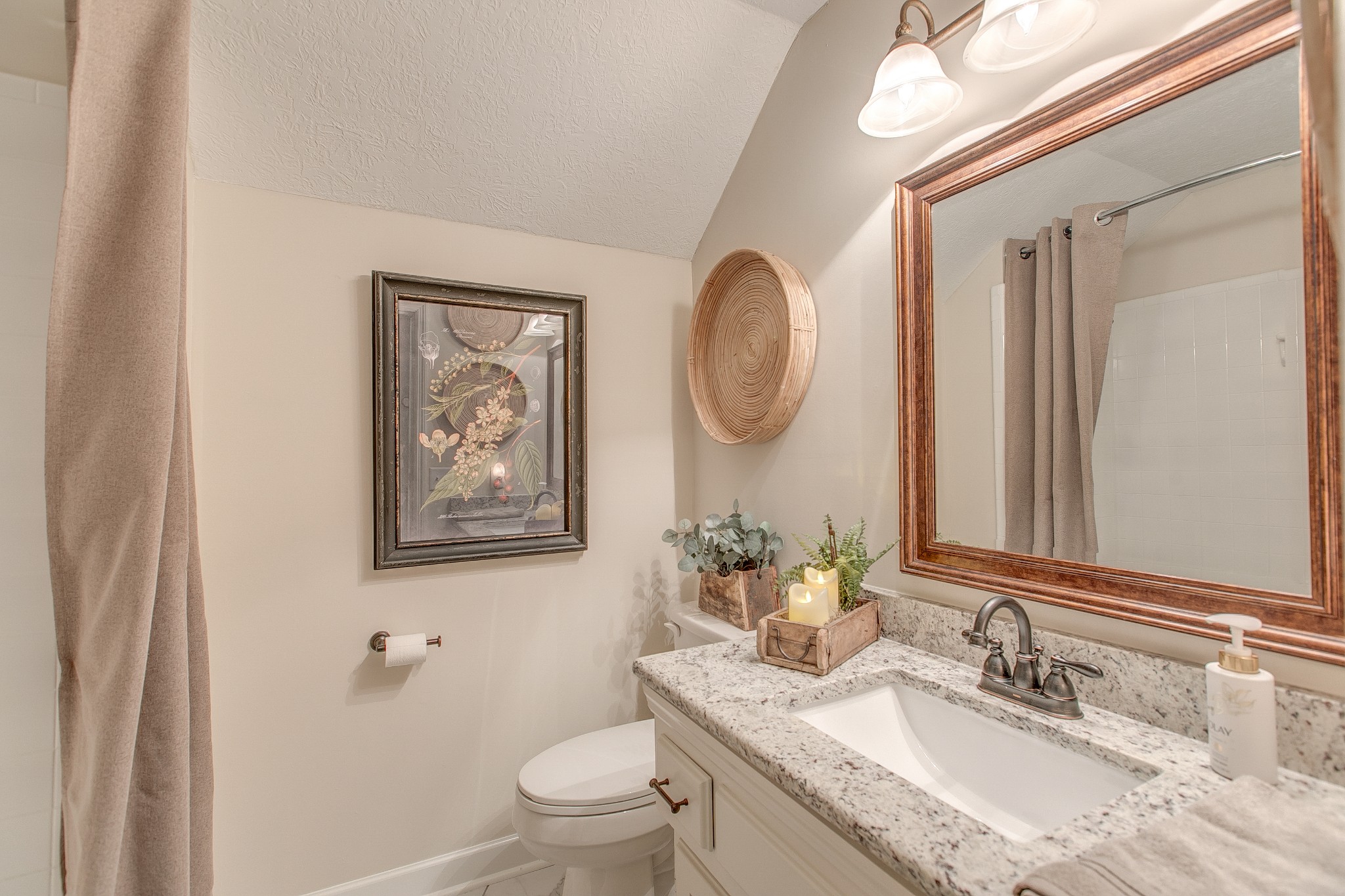 727 Cherokee Ct