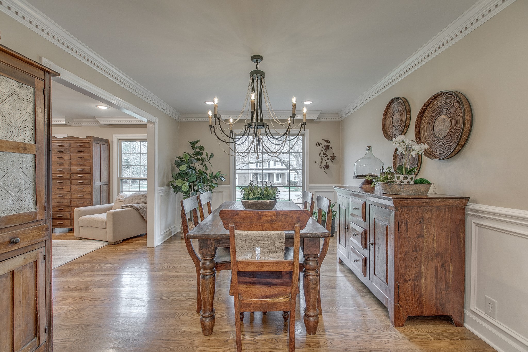 727 Cherokee Ct