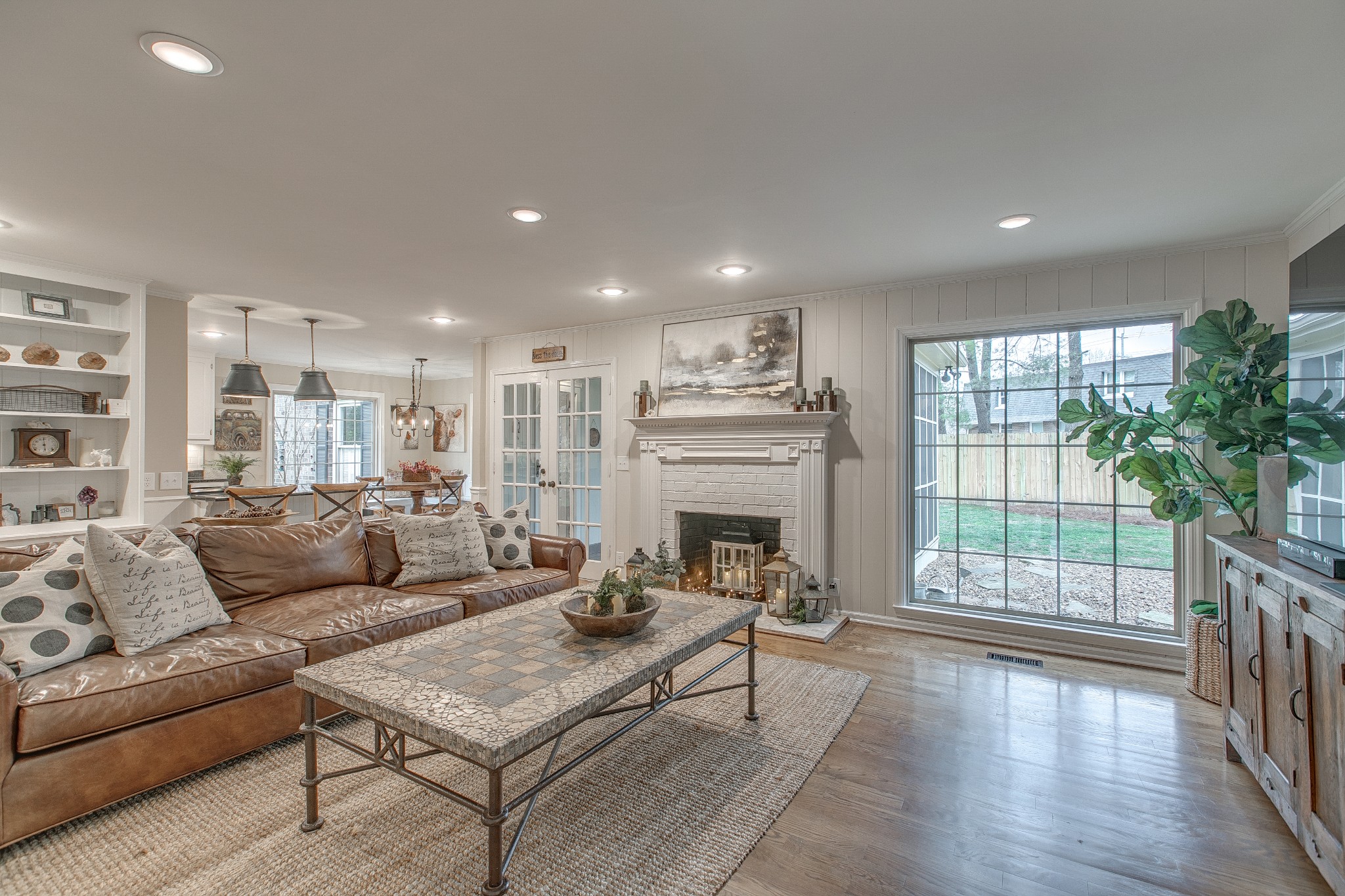 727 Cherokee Ct
