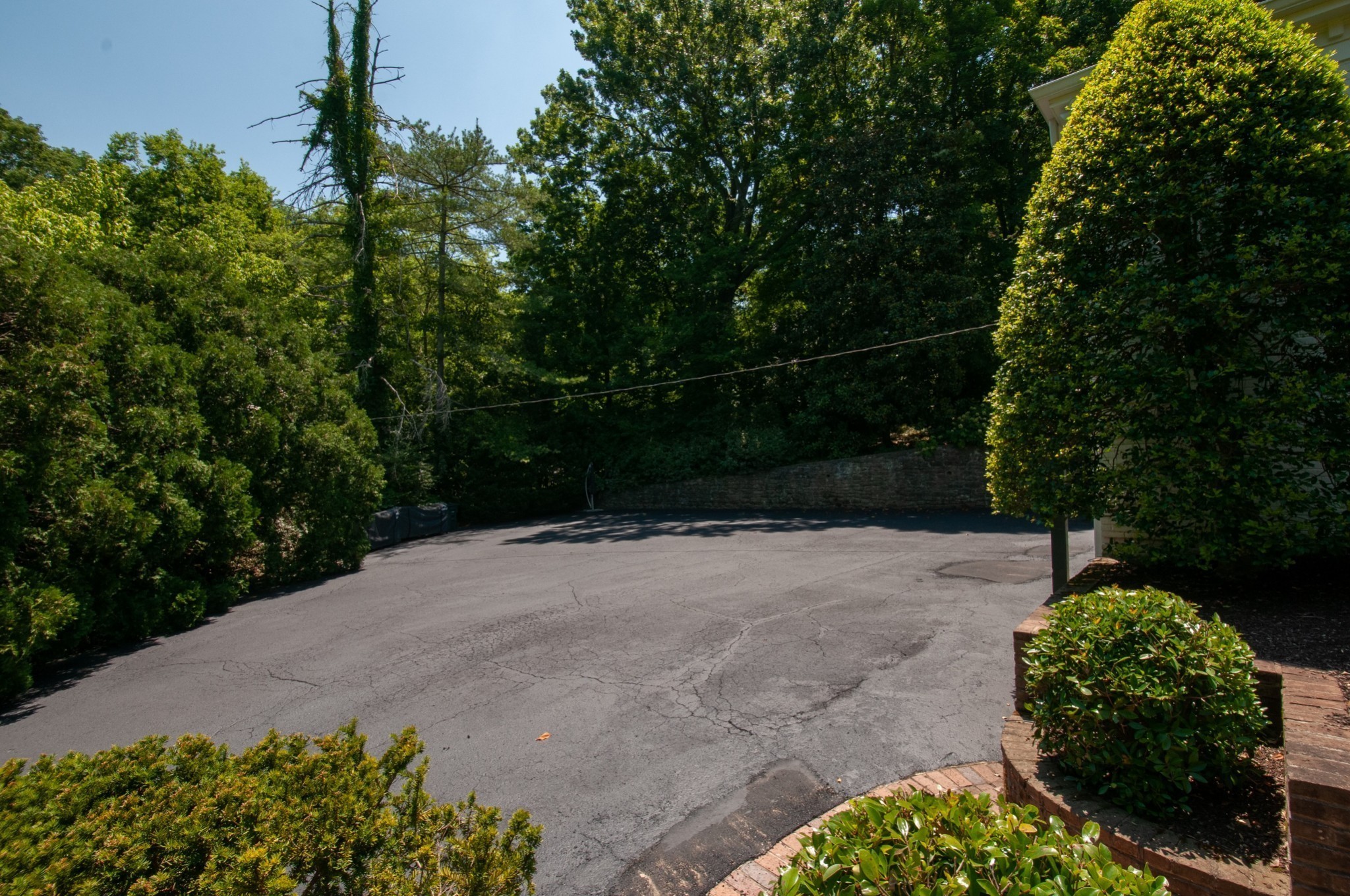 4382 Chickering Ln