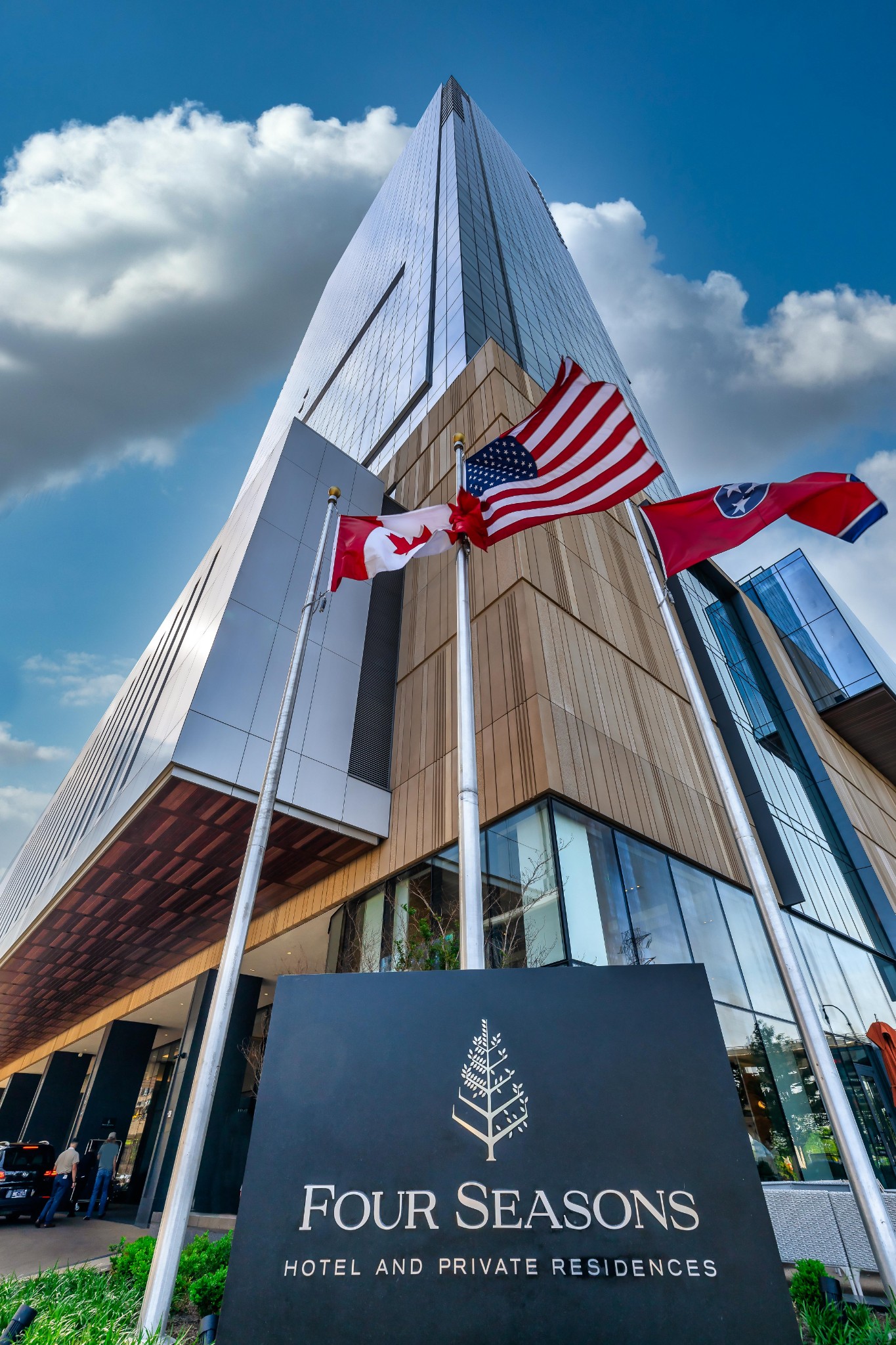160 2nd Avenue, S Unit: 2604
