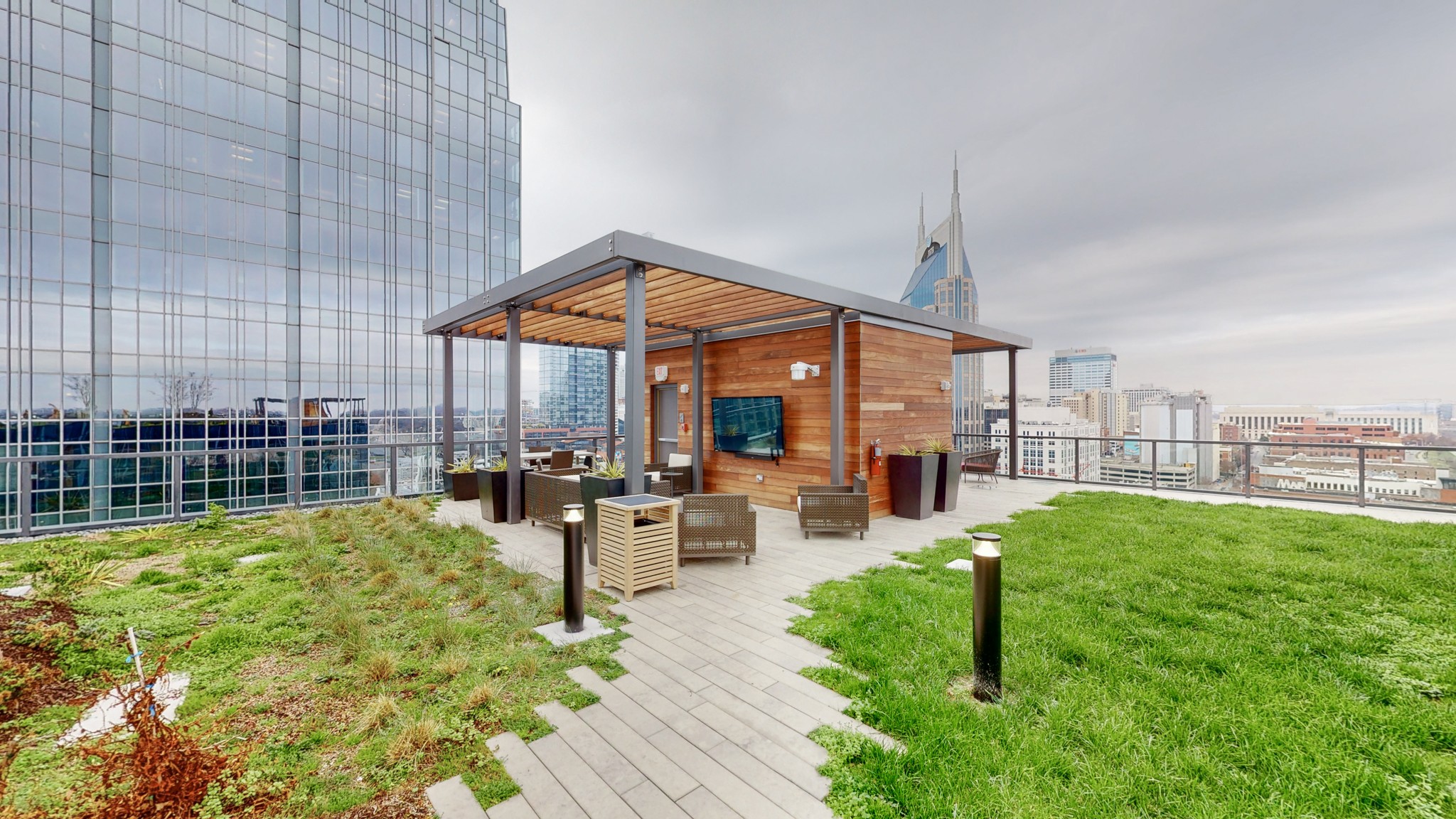 160 2nd Avenue, S Unit: 2604