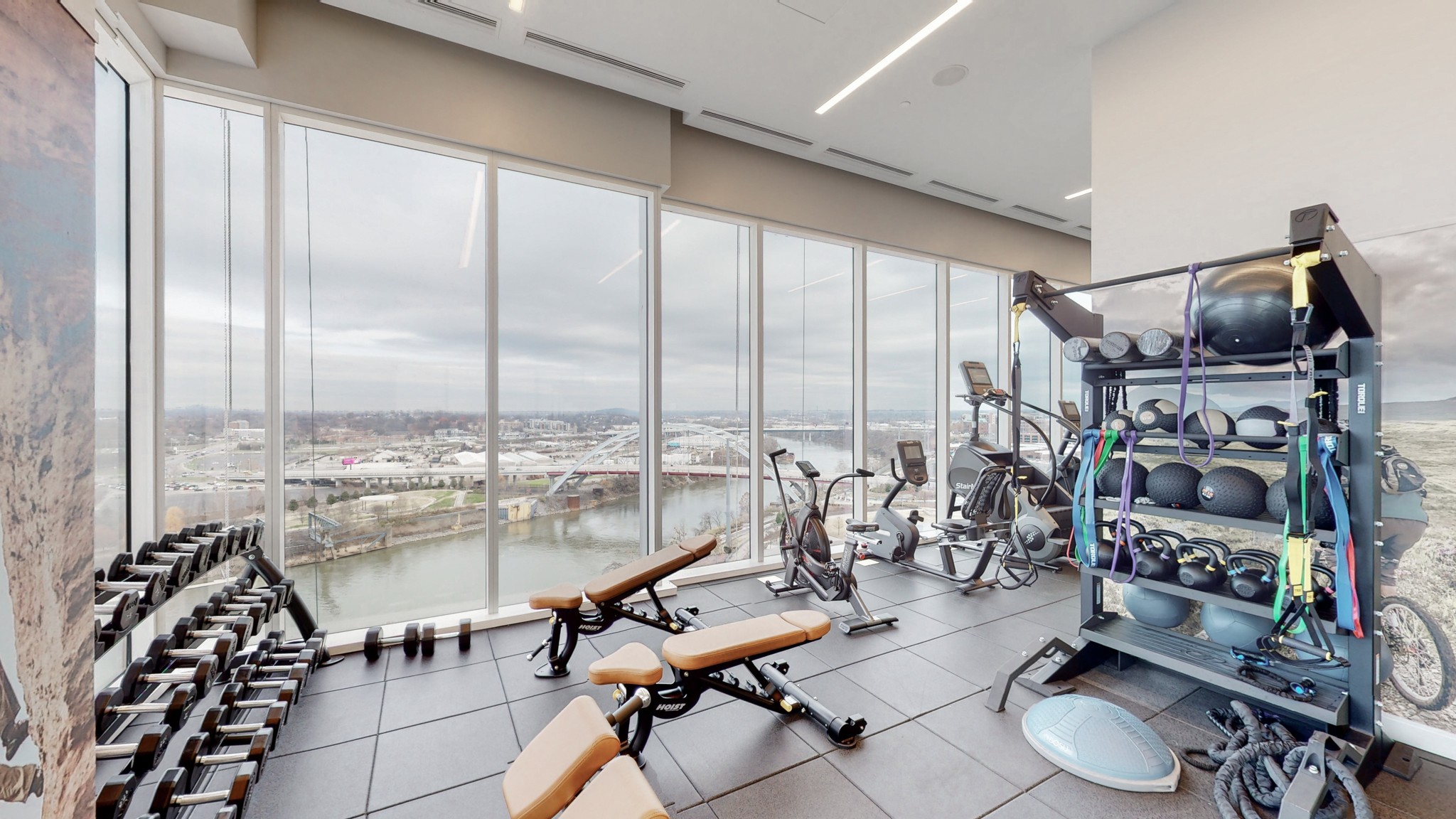 160 2nd Avenue, S Unit: 2604