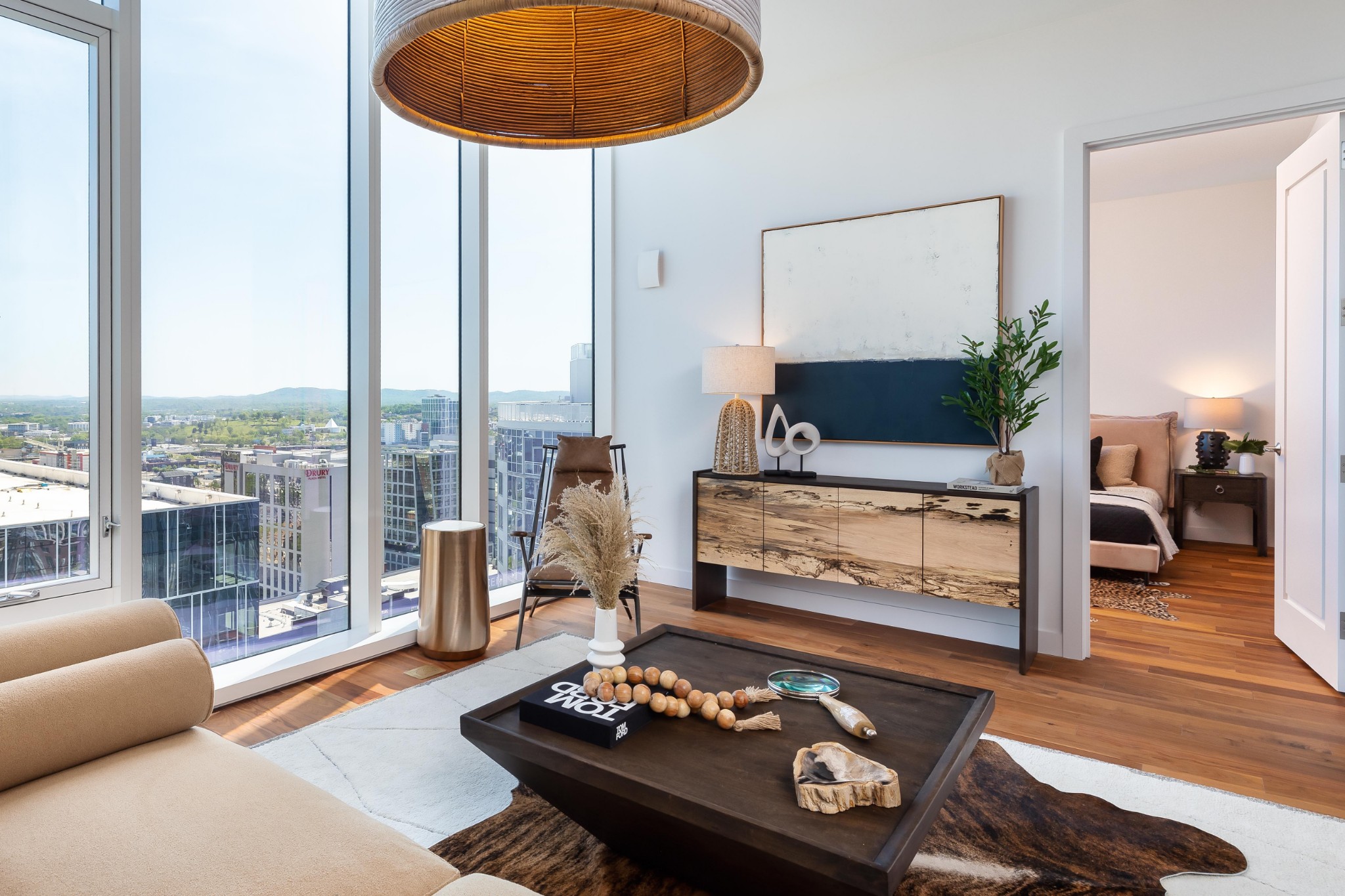160 2nd Avenue, S Unit: 2604