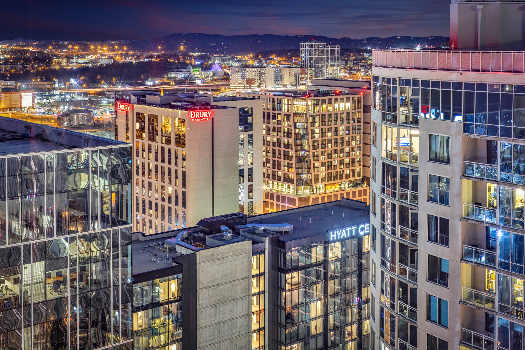 160 2nd Avenue, S Unit: 2604