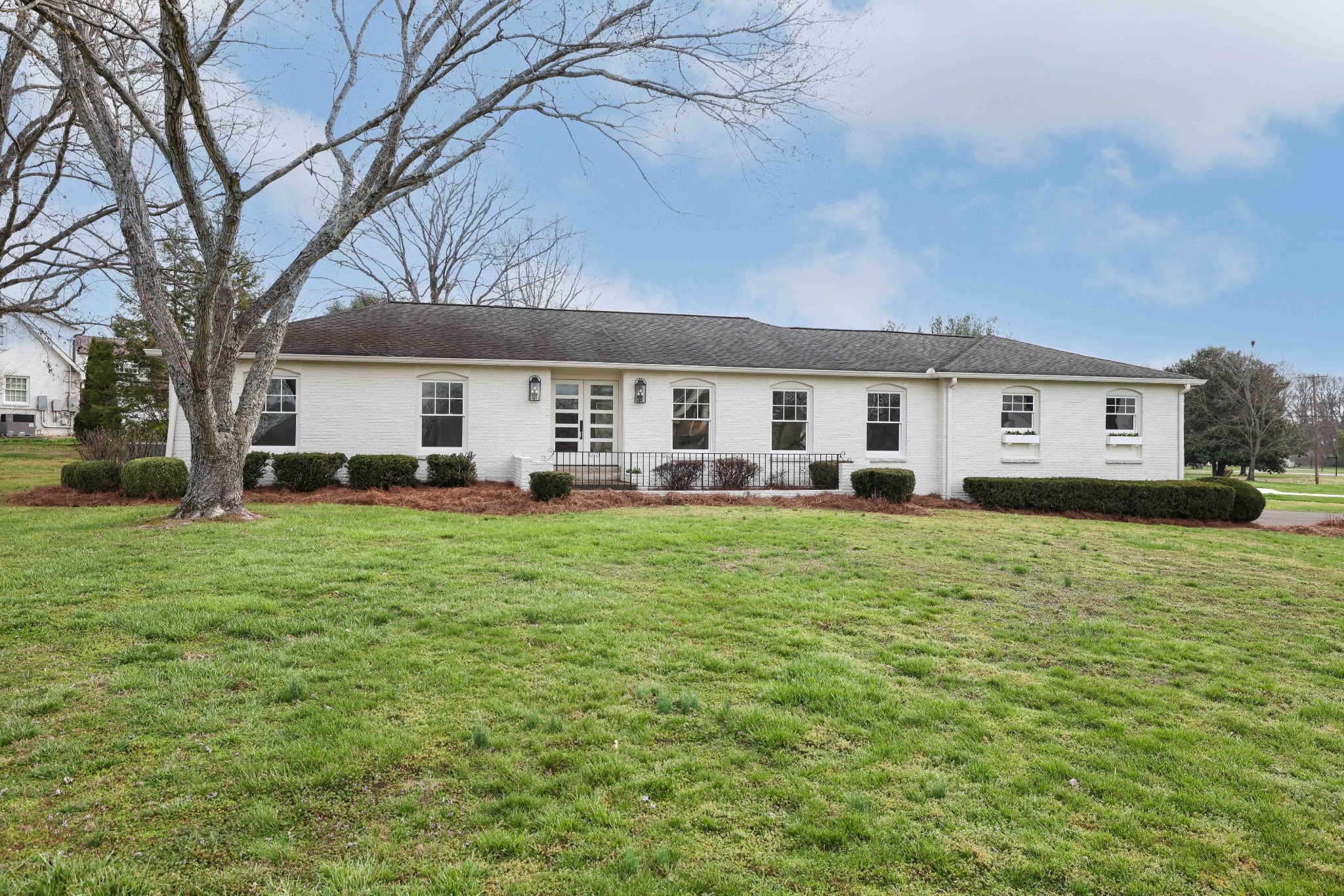 7012 Country Club Dr