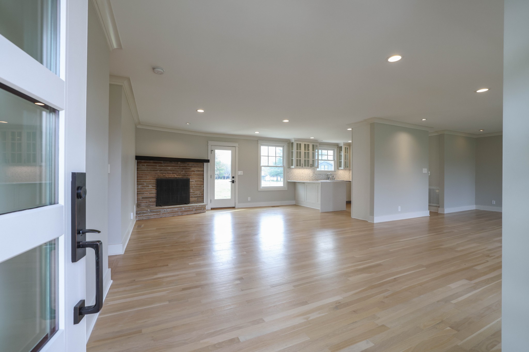 7012 Country Club Dr
