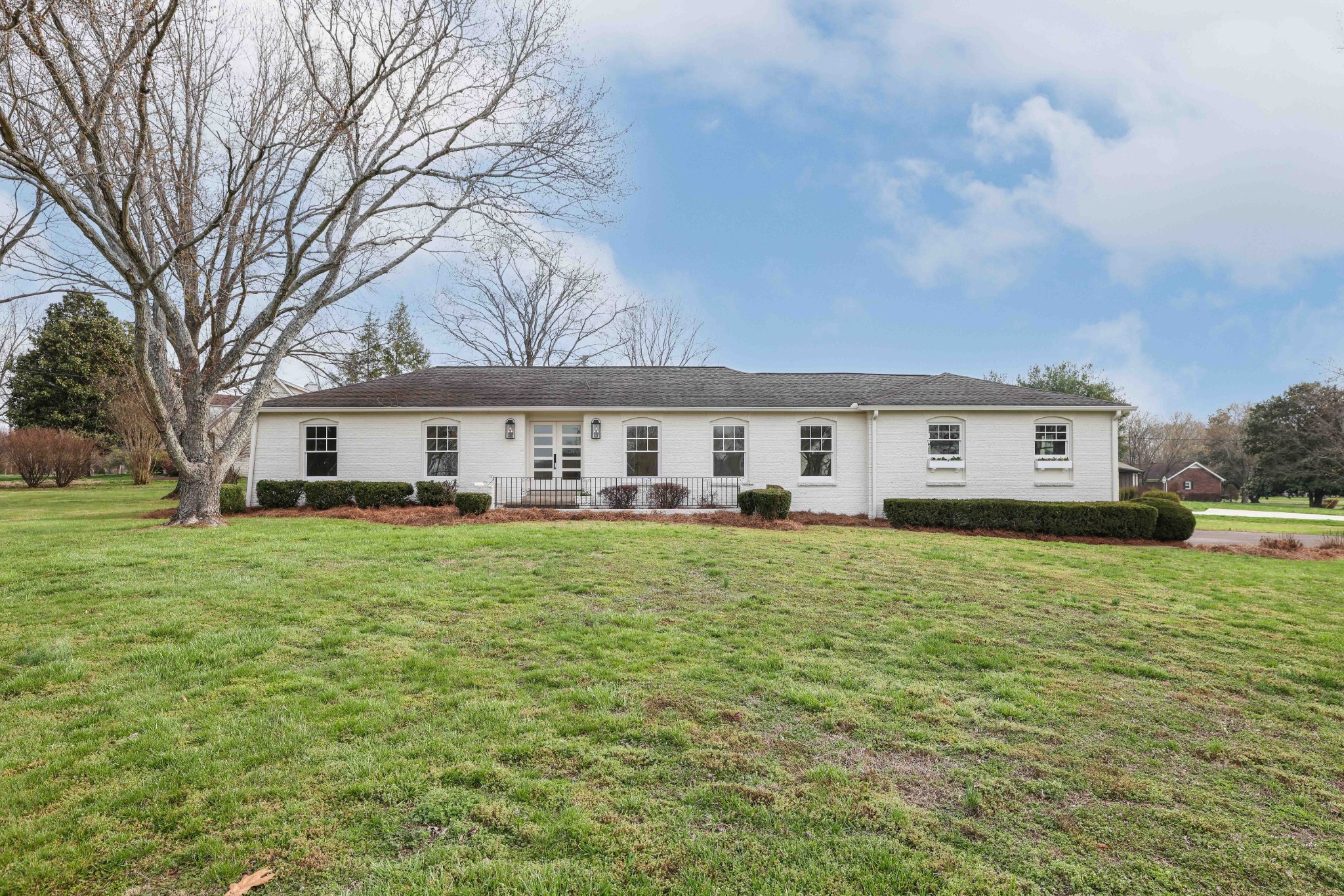 7012 Country Club Dr