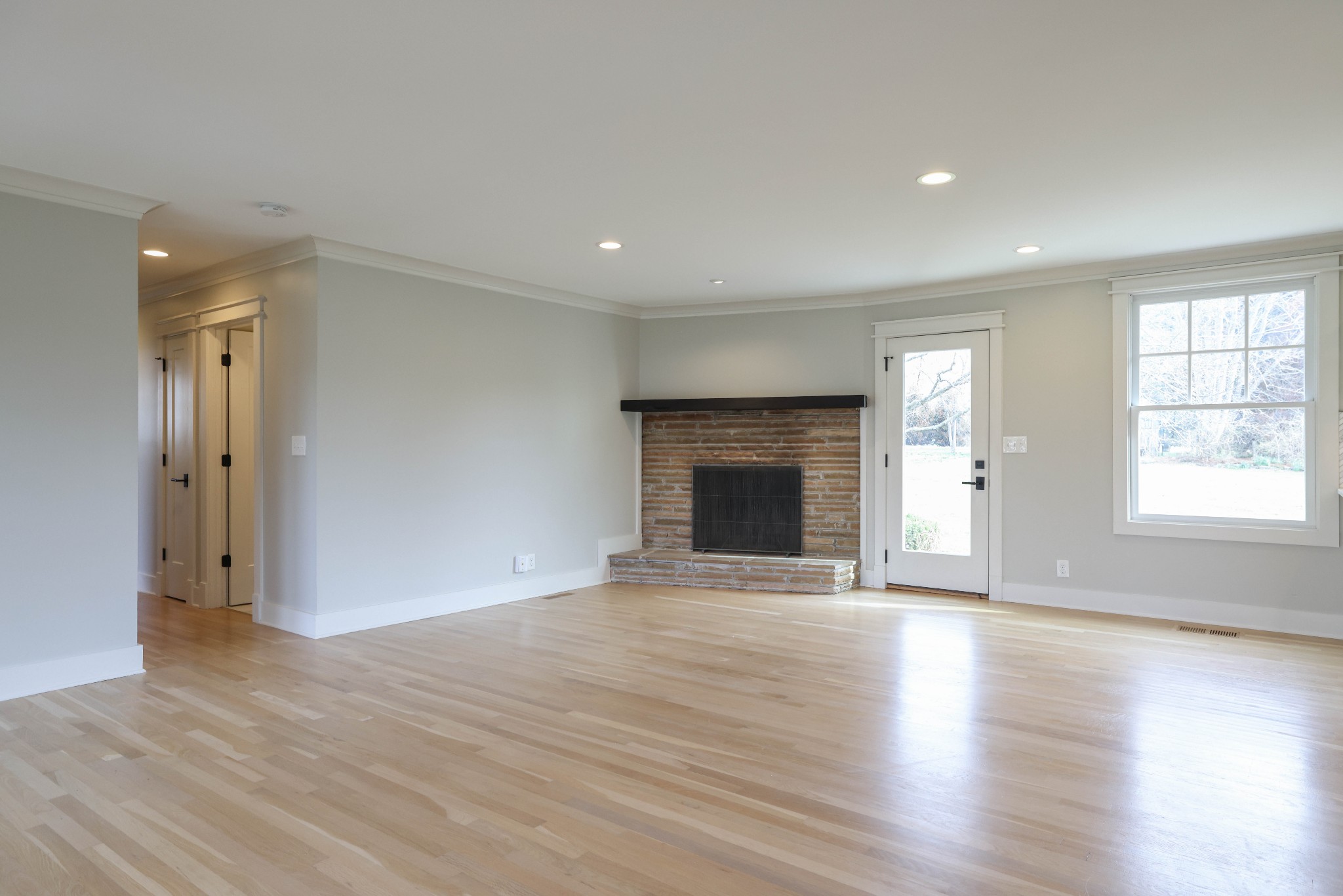7012 Country Club Dr