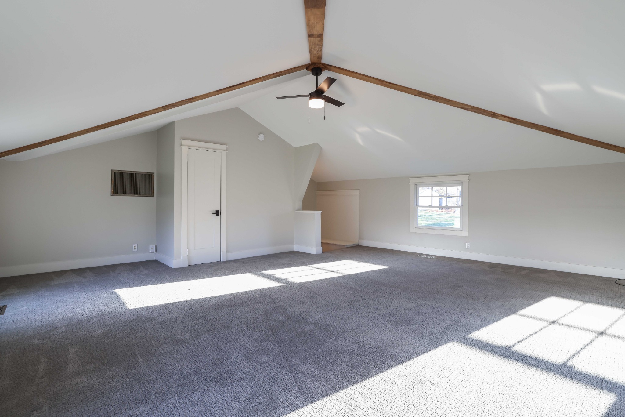 7012 Country Club Dr