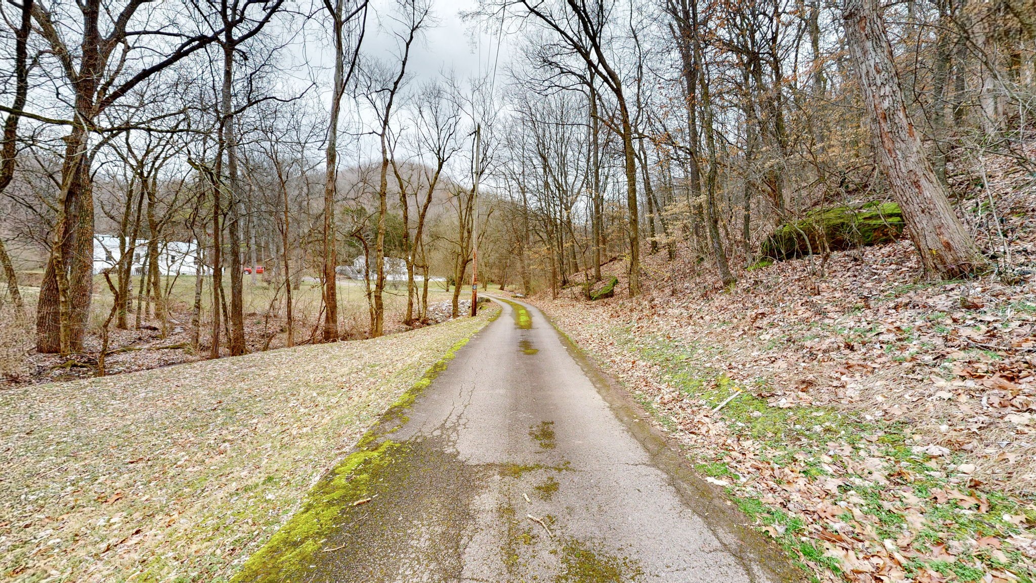 7445 River Road Pike