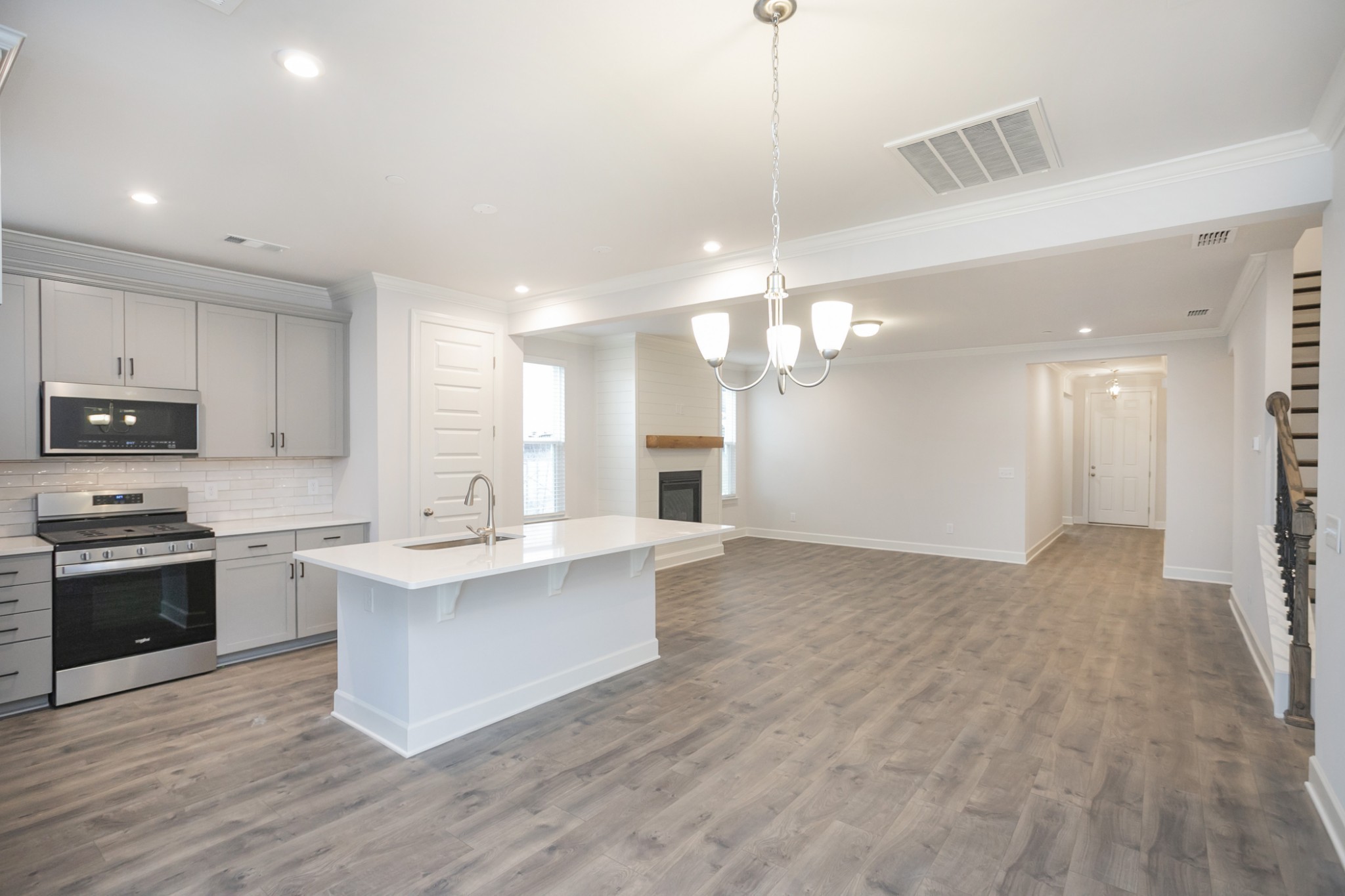 810 Cawthorn Lane