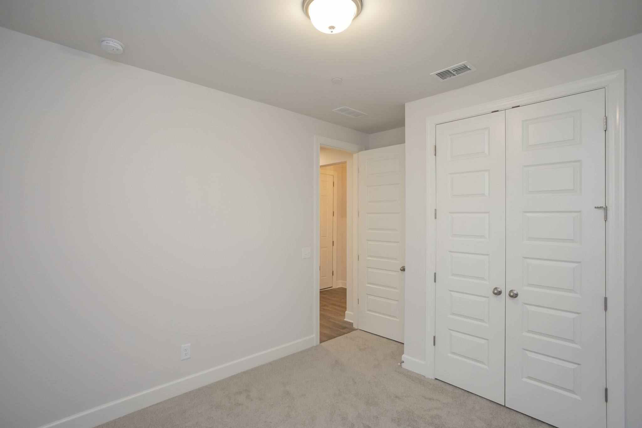 810 Cawthorn Lane