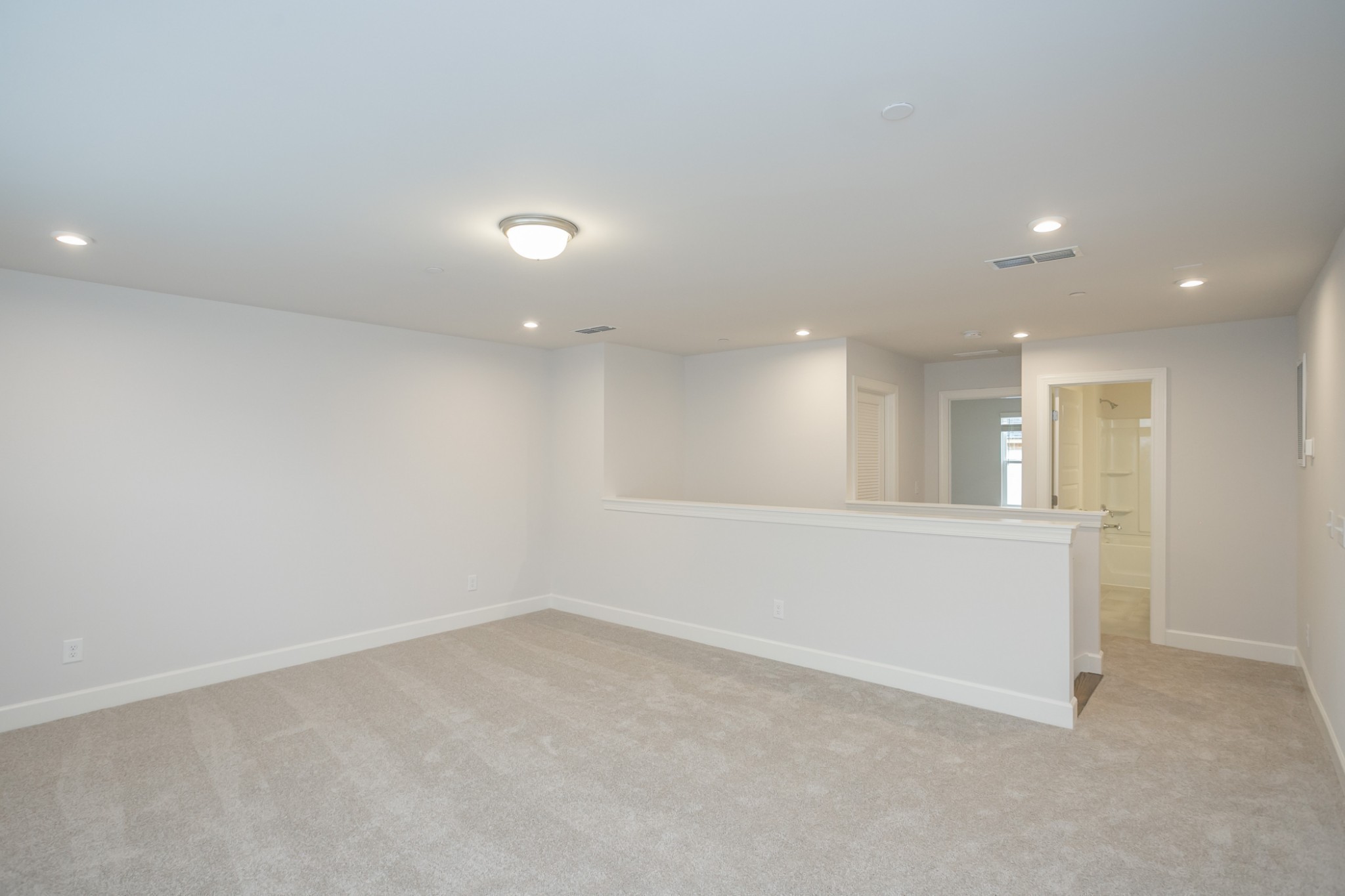 810 Cawthorn Lane