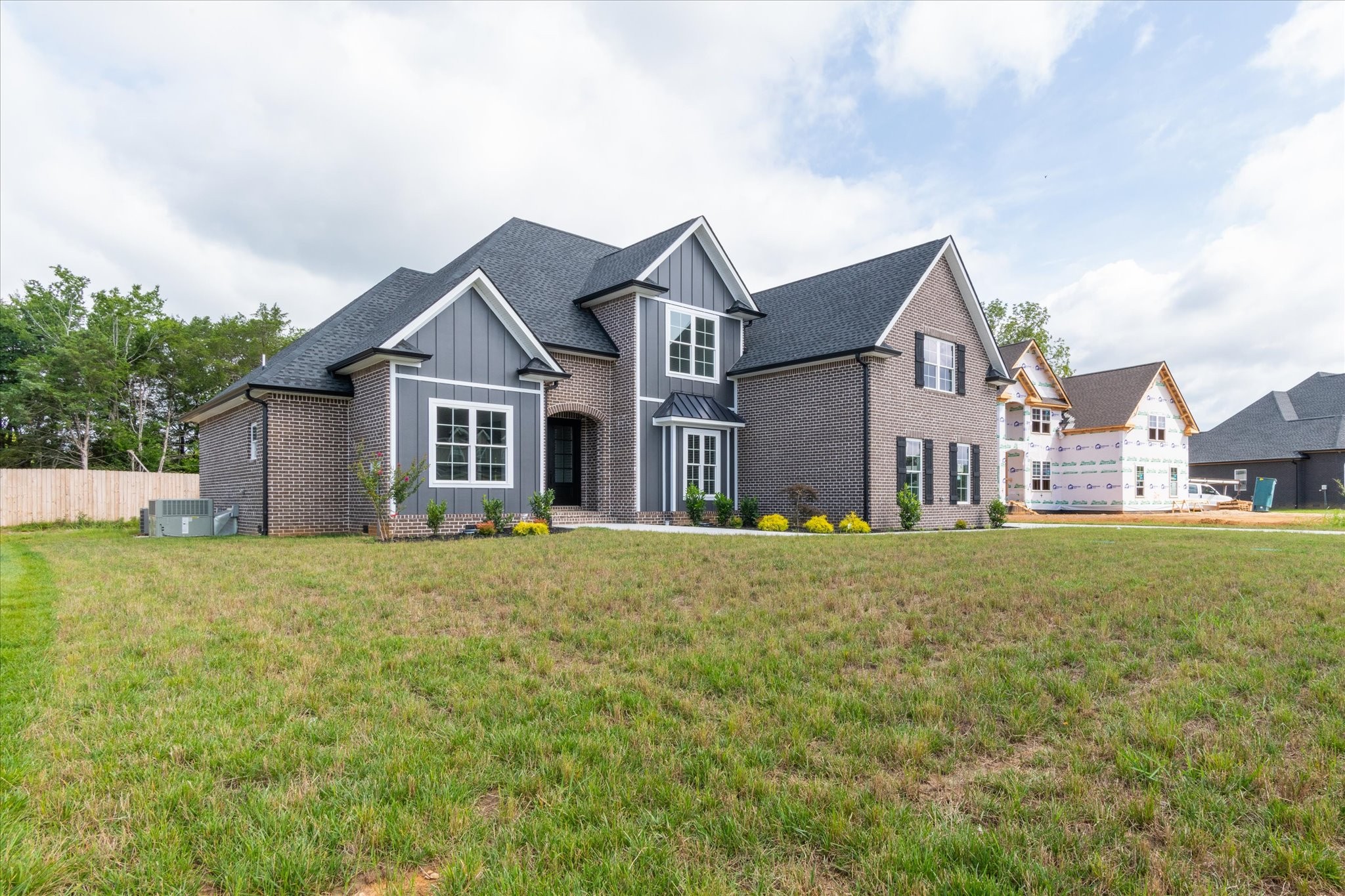 2614 Holly Springs Dr