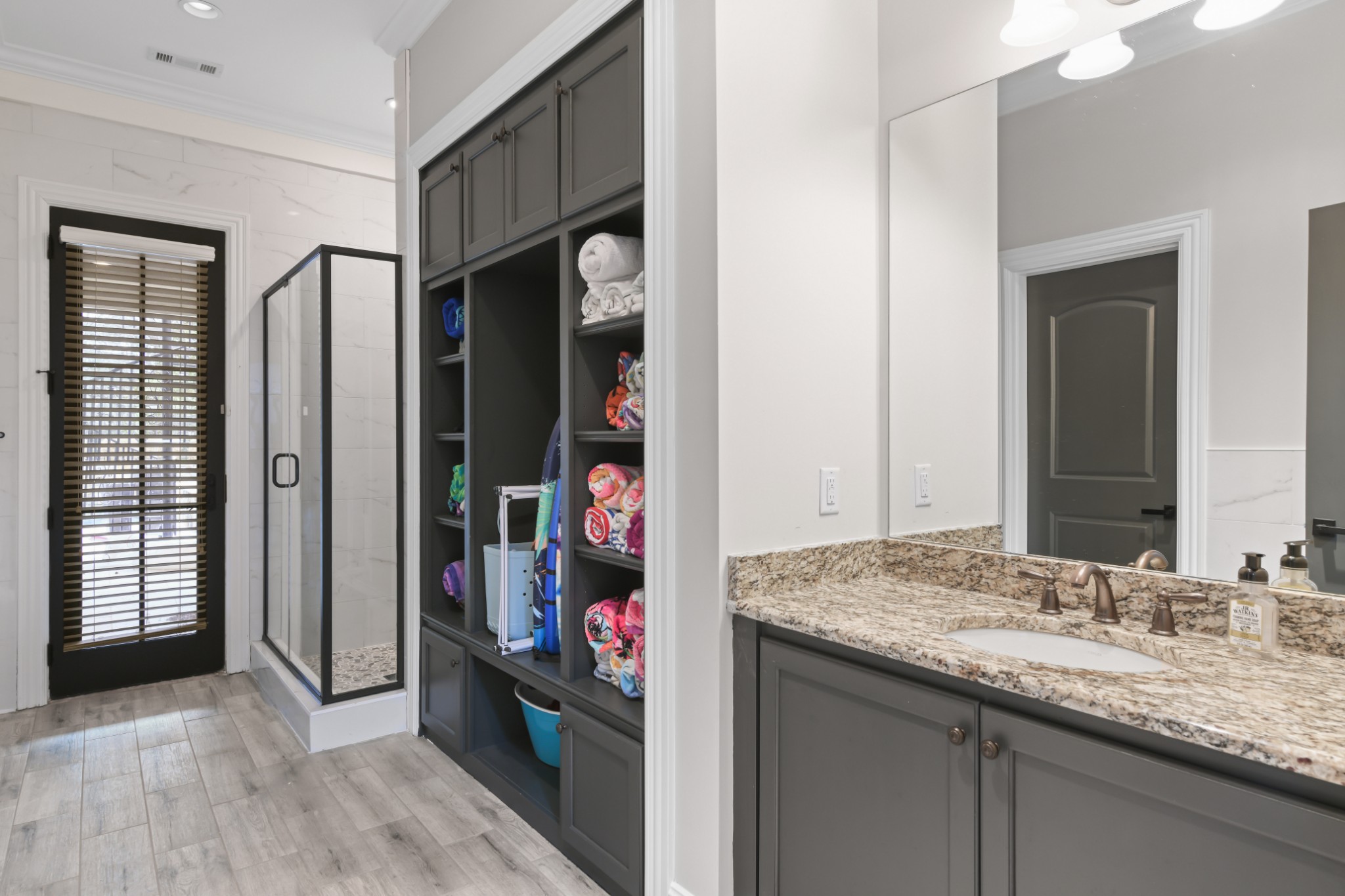 9281 Wardley Park Ln