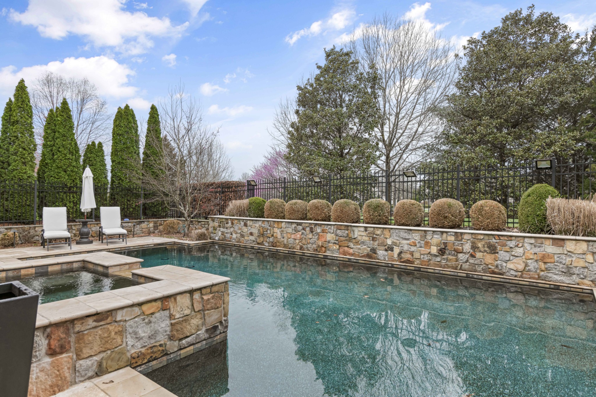 9281 Wardley Park Ln