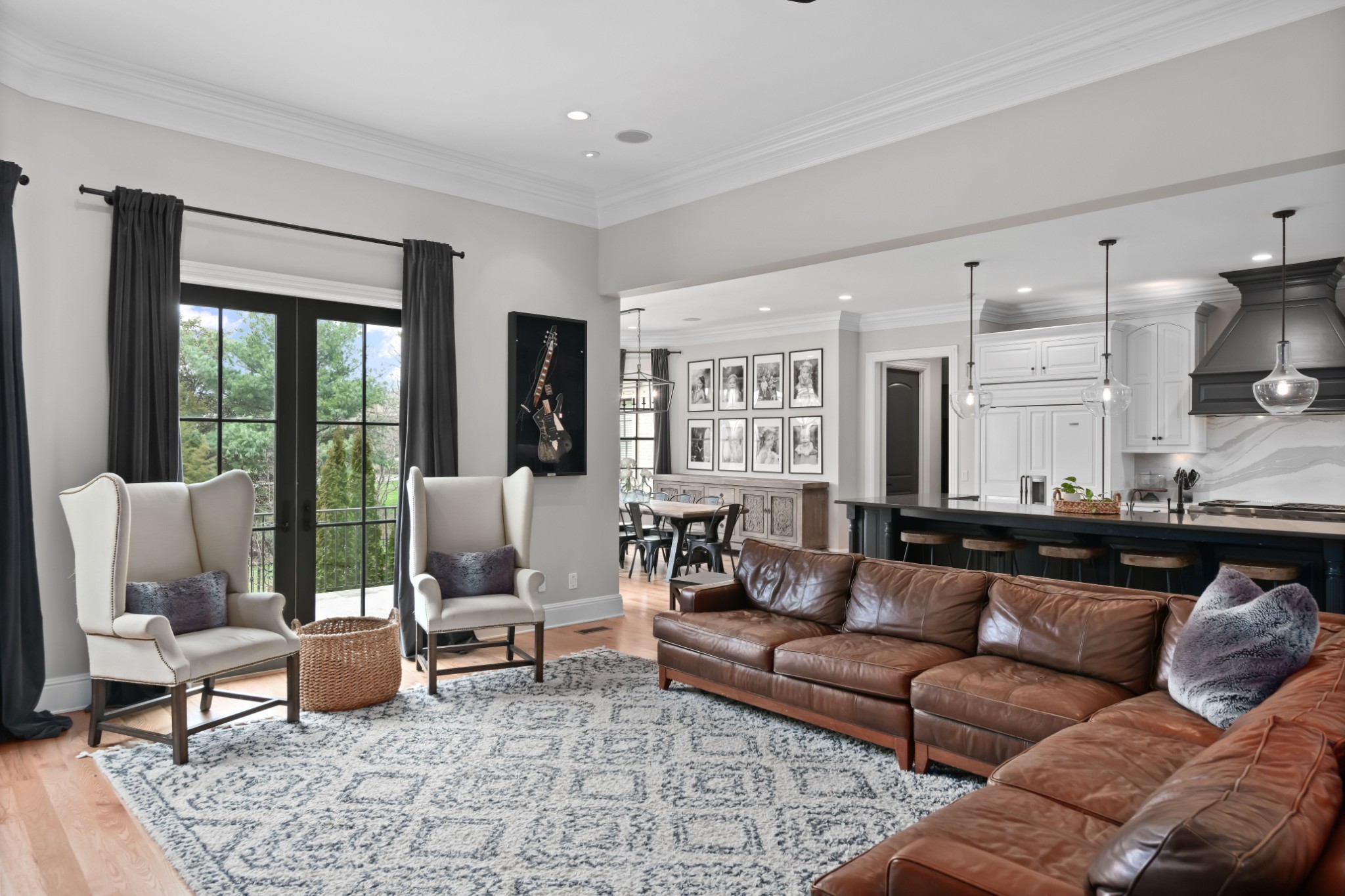 9281 Wardley Park Ln