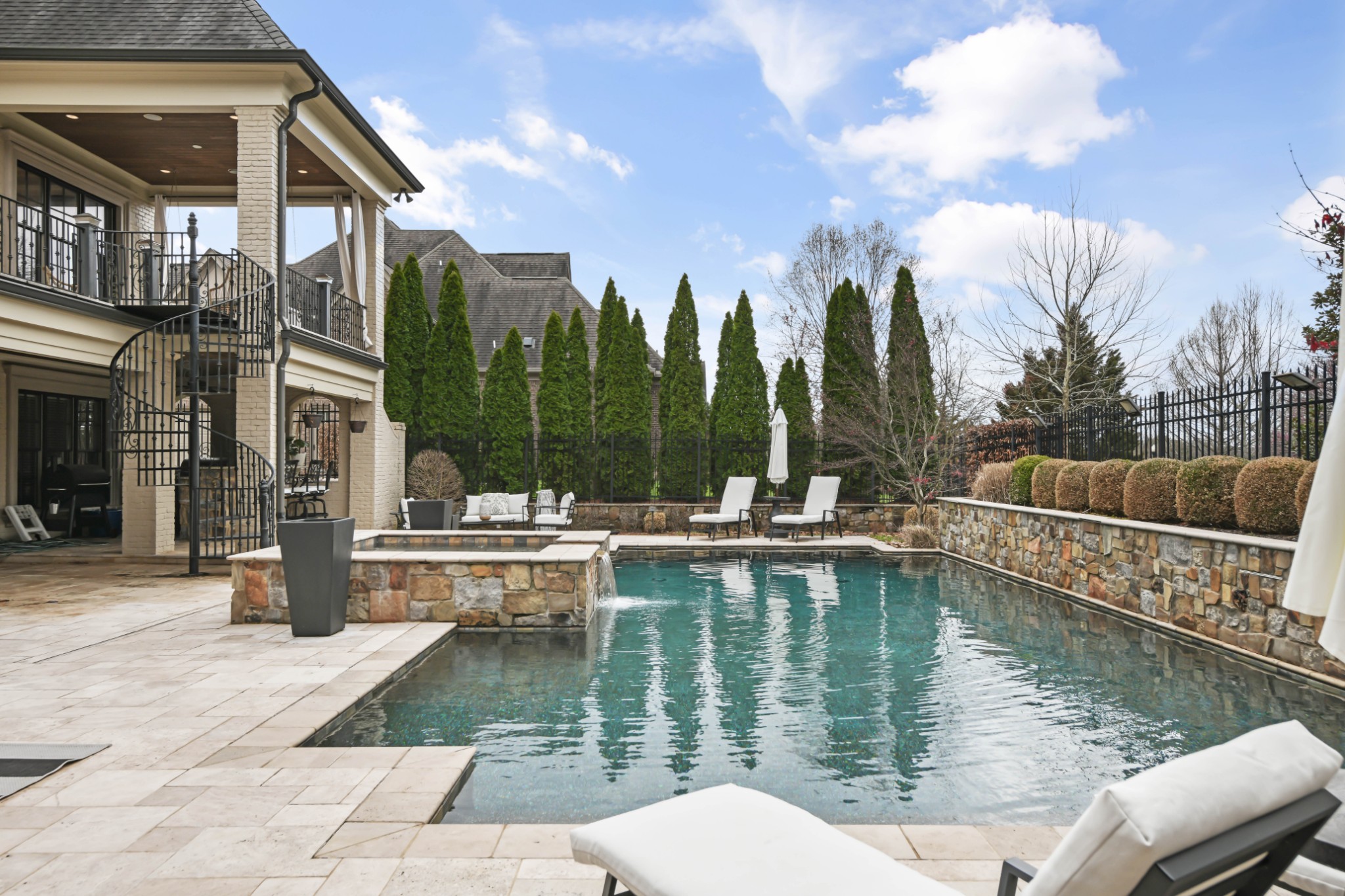 9281 Wardley Park Ln