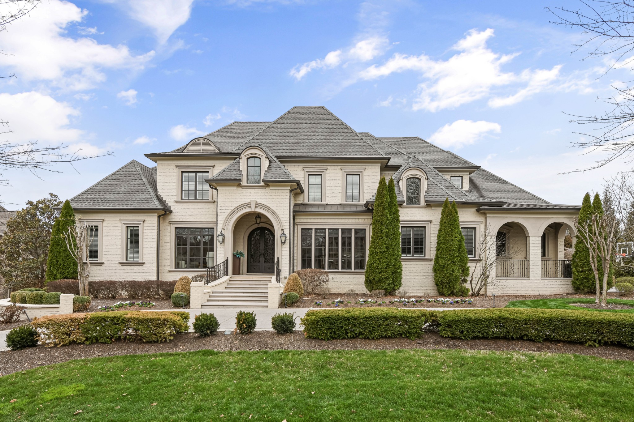 9281 Wardley Park Ln