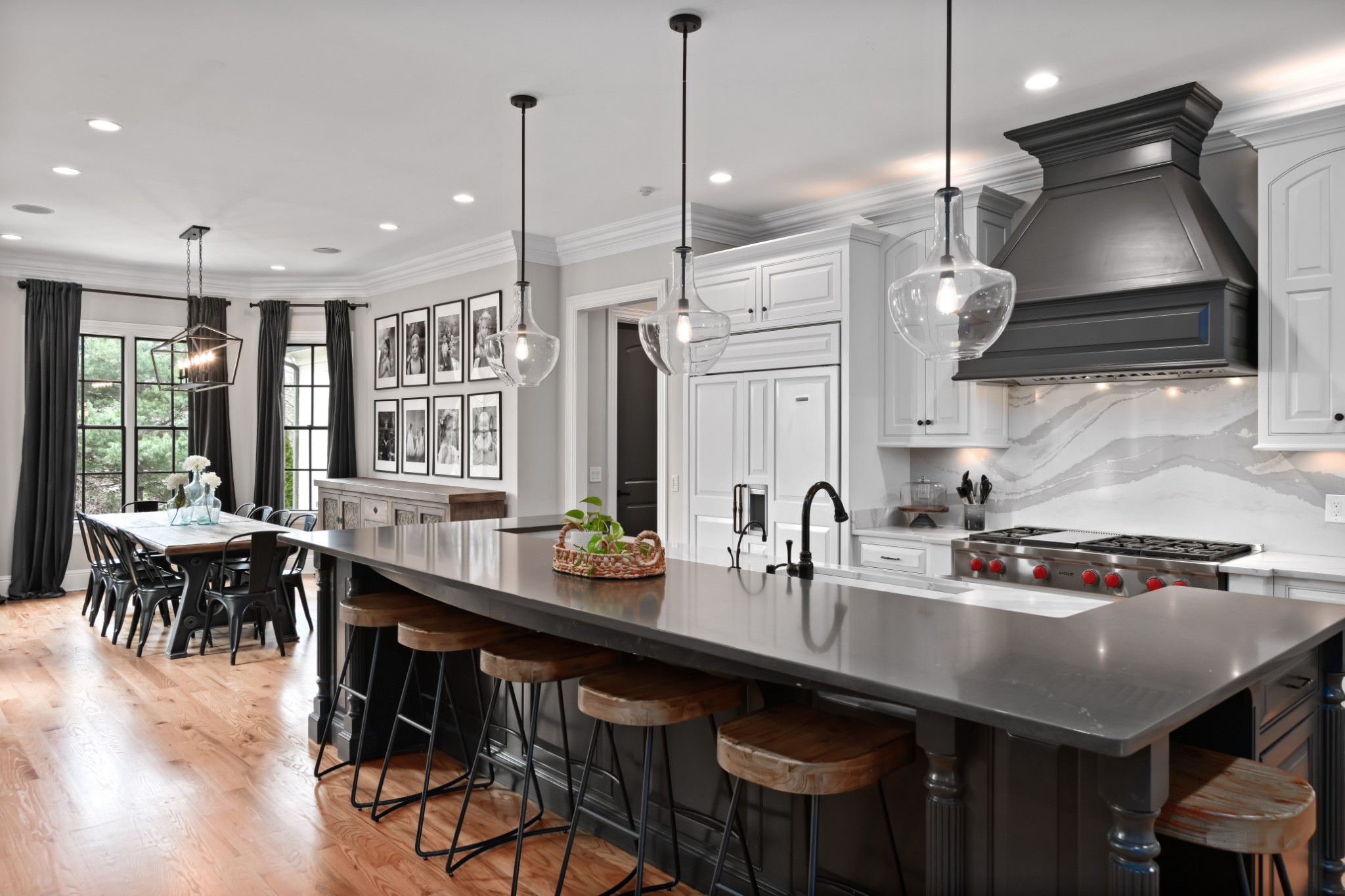 9281 Wardley Park Ln