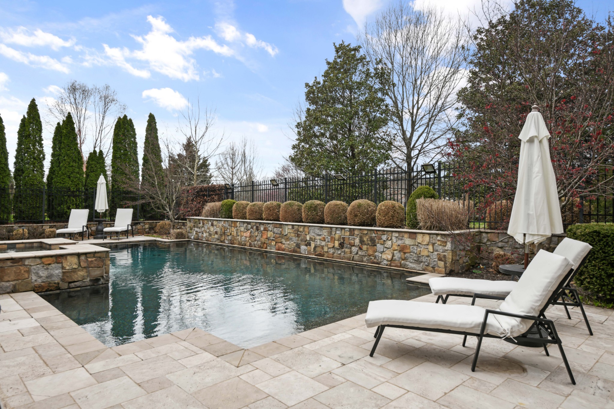 9281 Wardley Park Ln