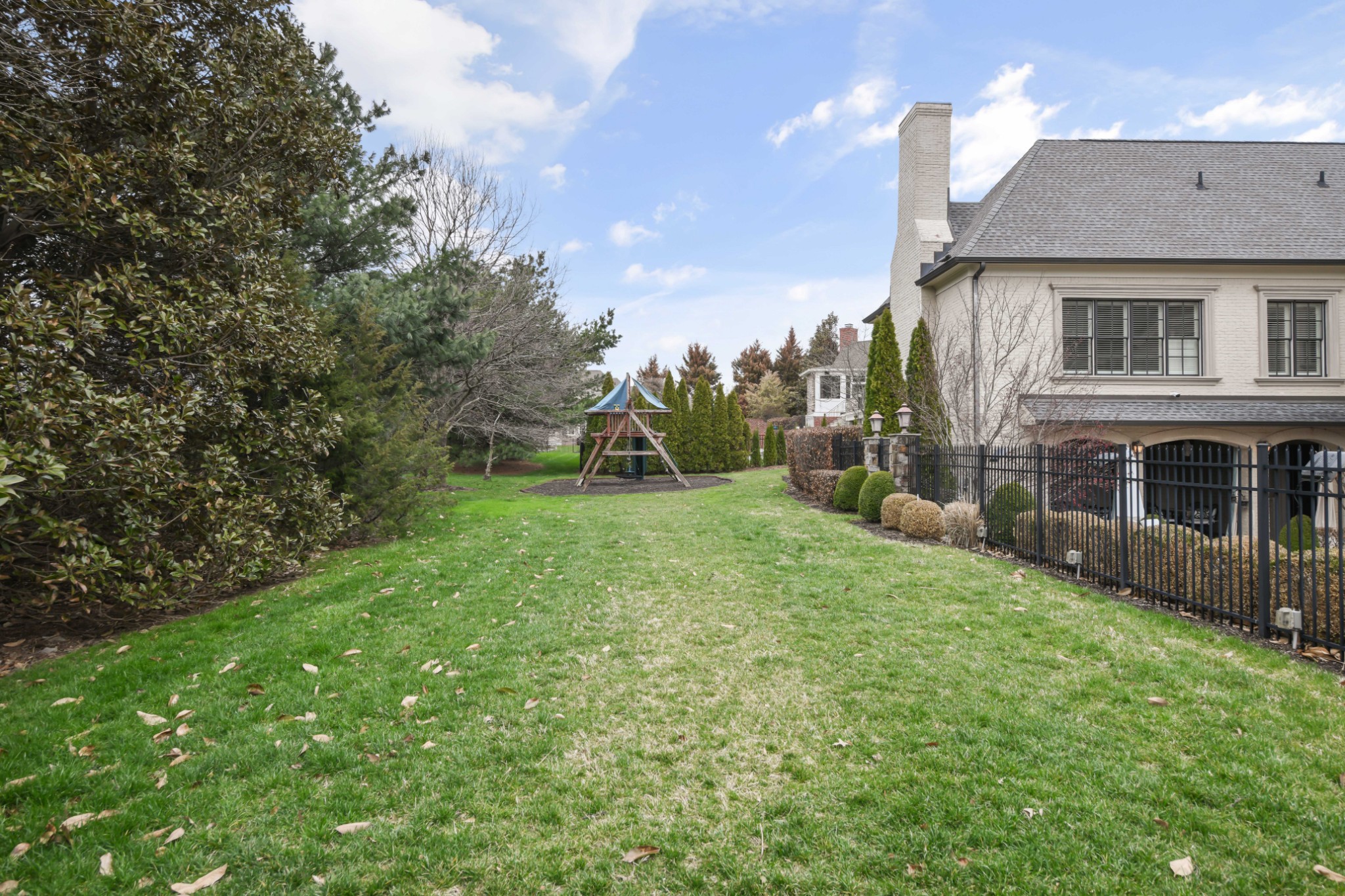 9281 Wardley Park Ln