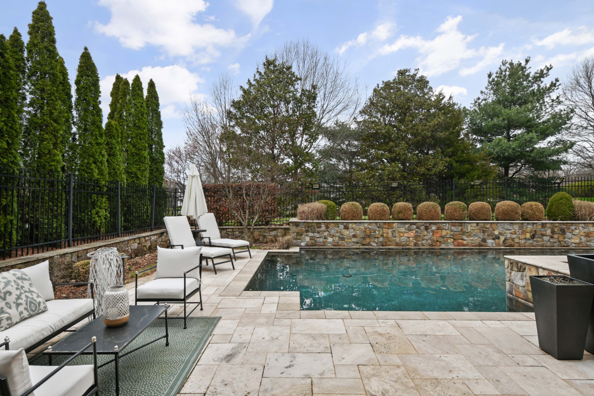 9281 Wardley Park Ln