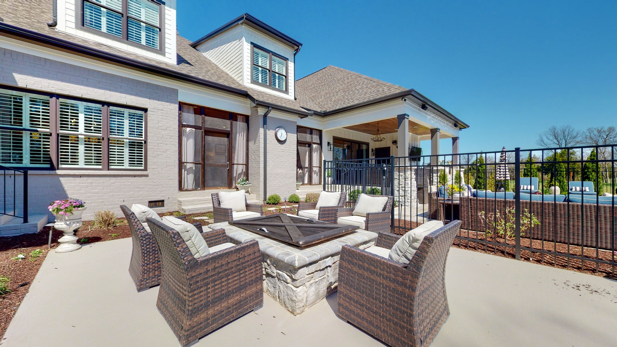 1881 Sanctuary Pl