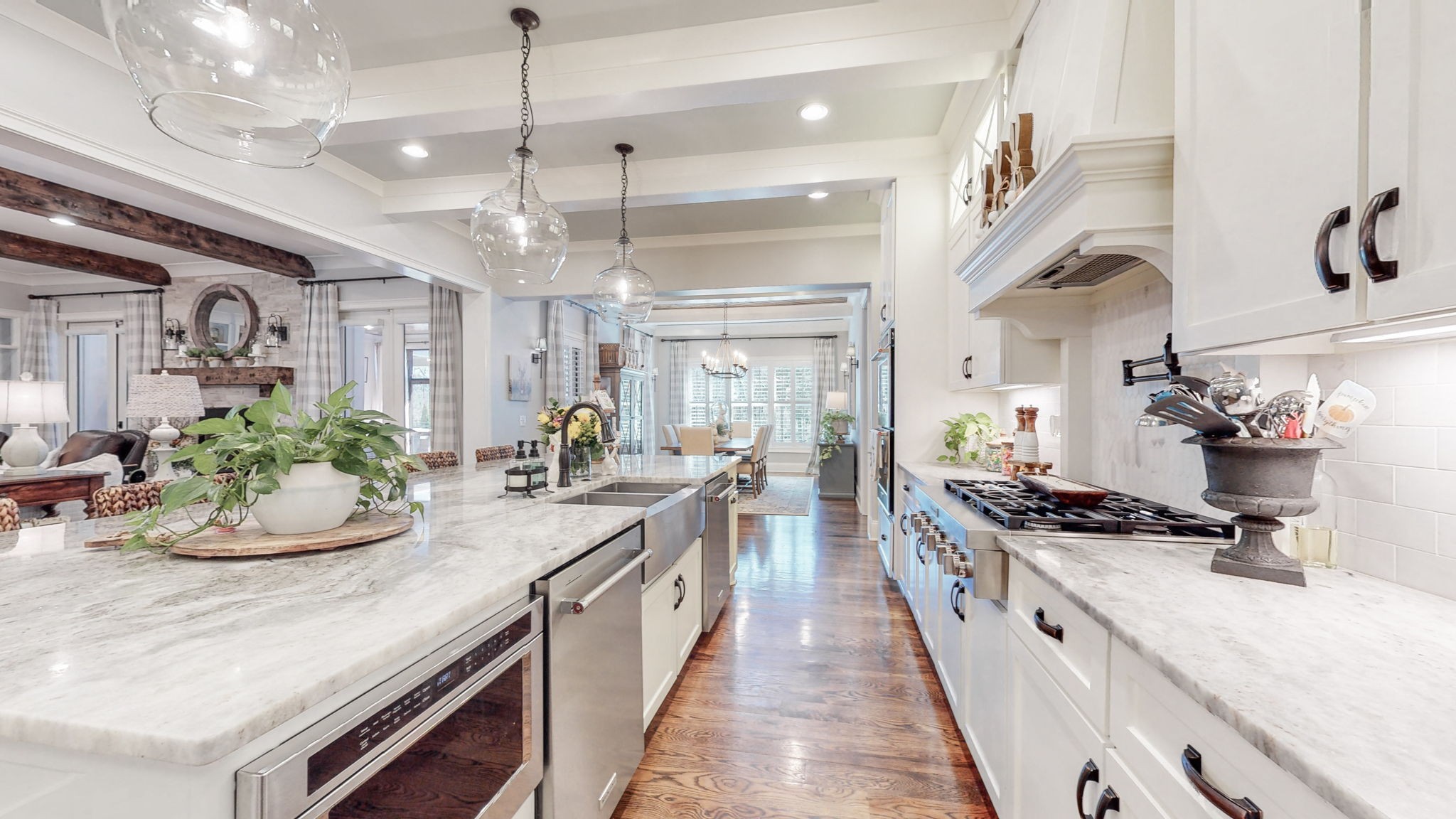 1881 Sanctuary Pl