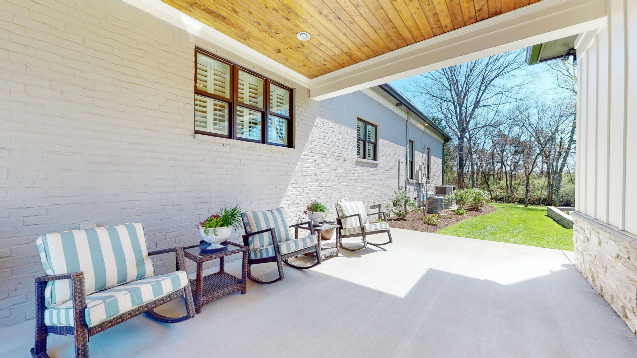 1881 Sanctuary Pl