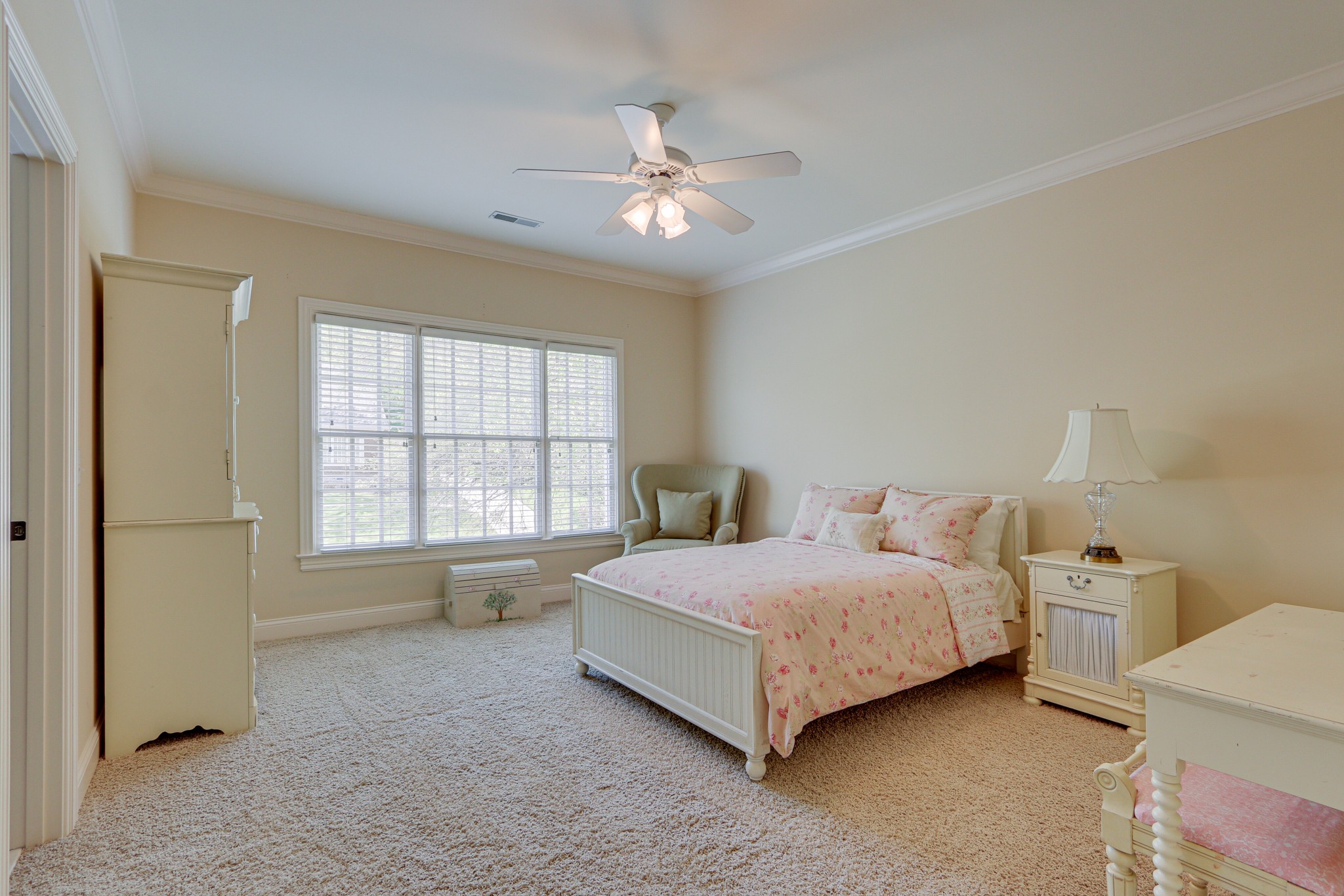 225 Chatfield Way