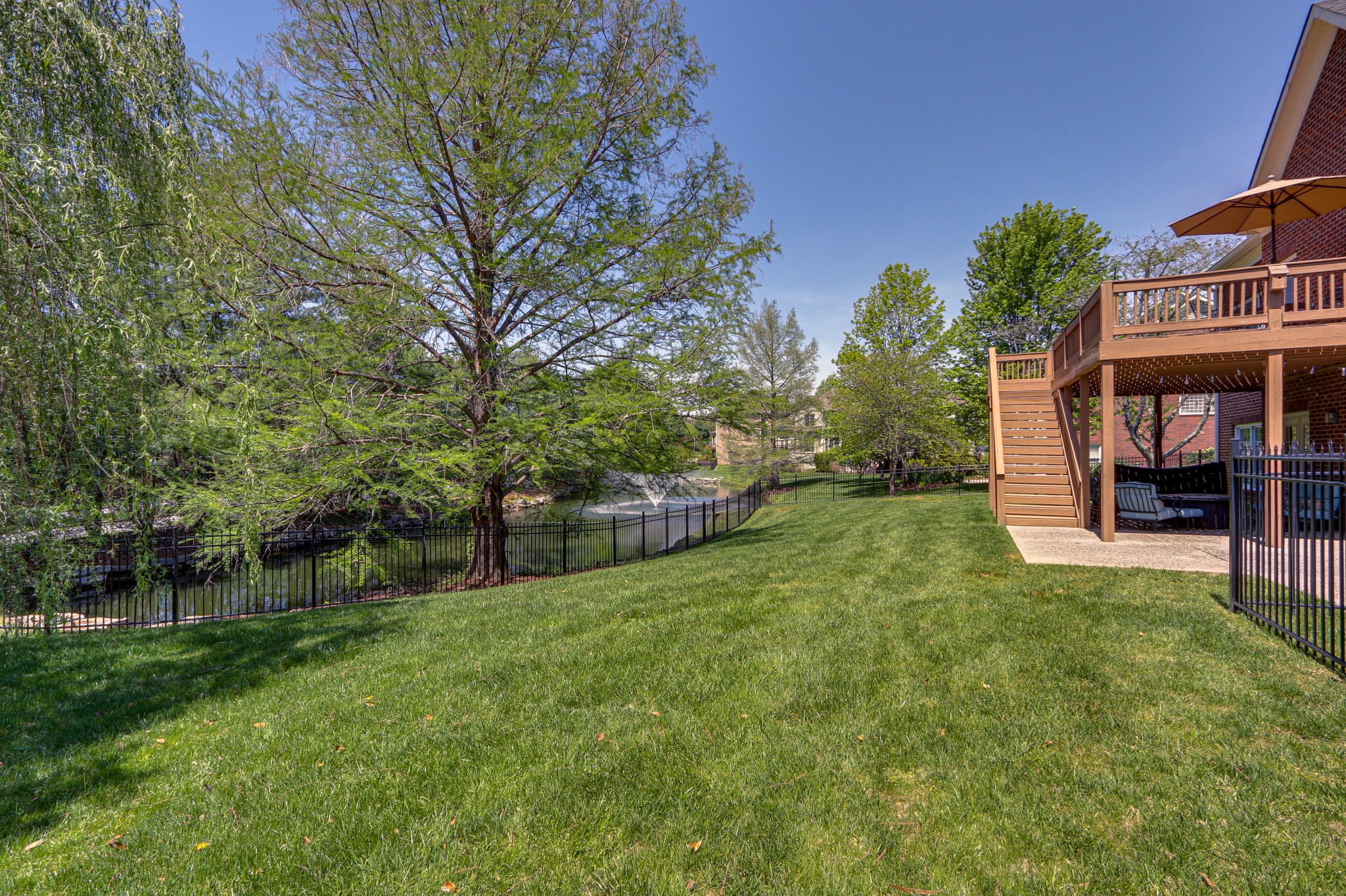 225 Chatfield Way