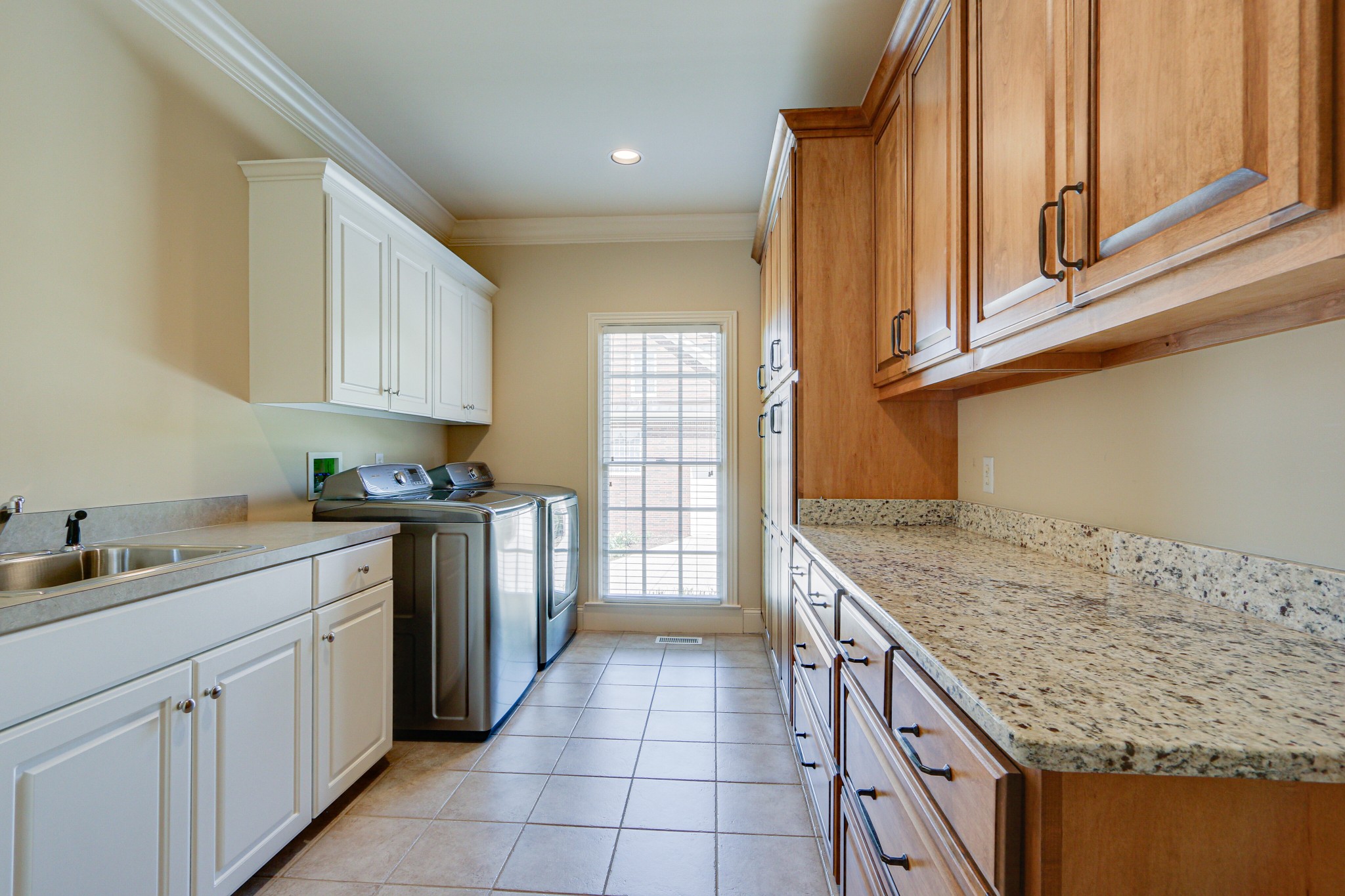 225 Chatfield Way