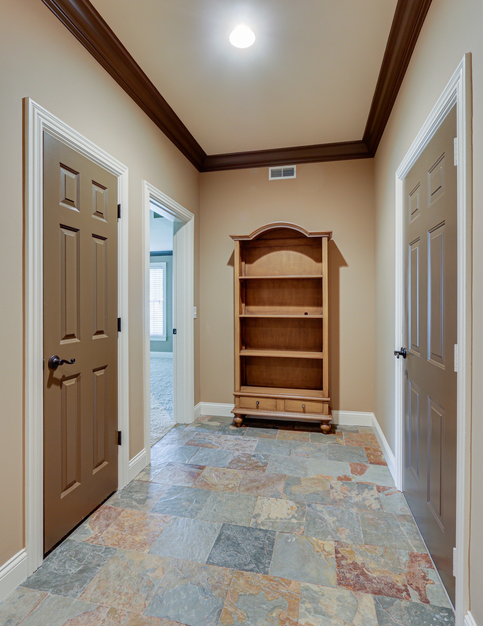 225 Chatfield Way