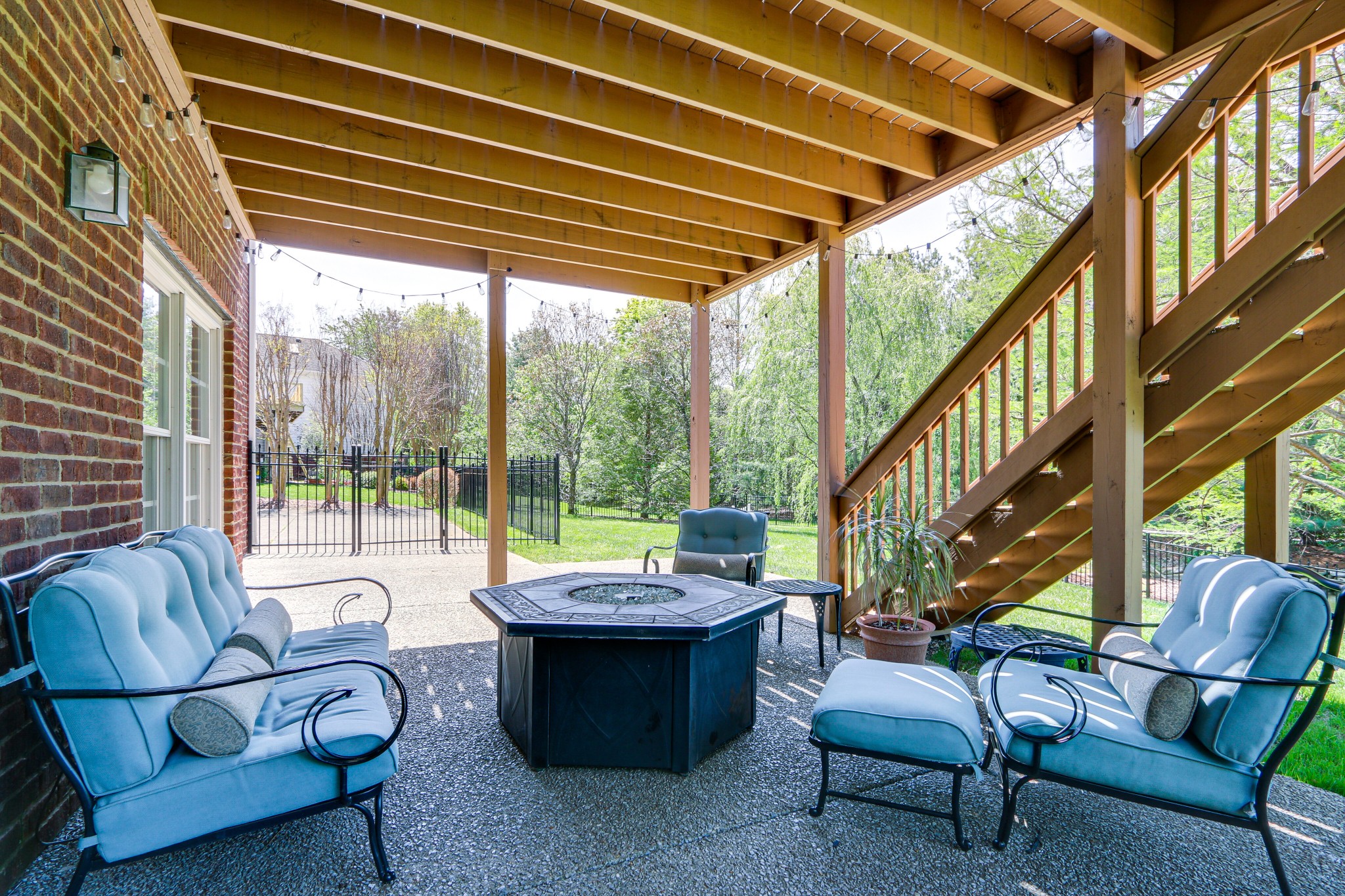 225 Chatfield Way