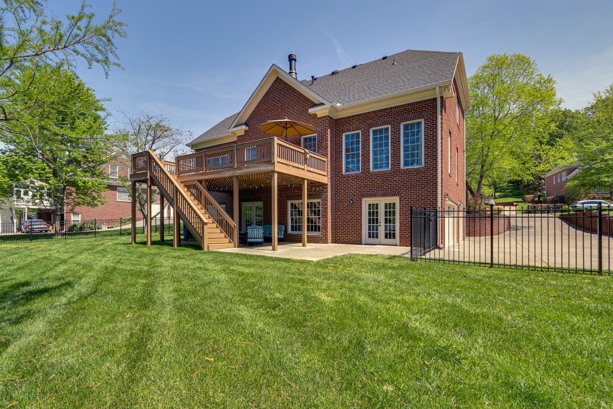 225 Chatfield Way