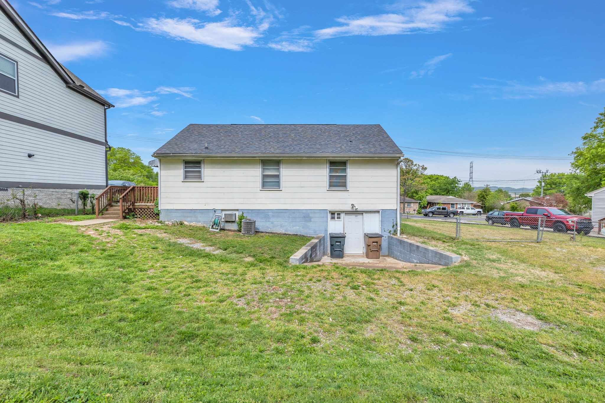 674 Westboro Dr