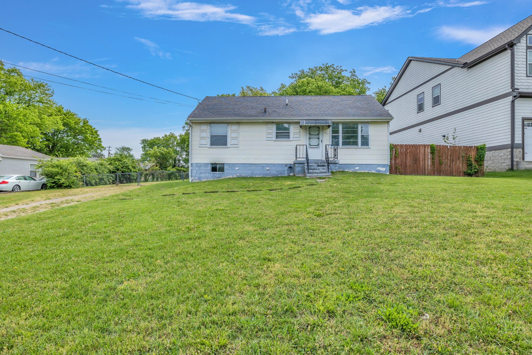 674 Westboro Dr