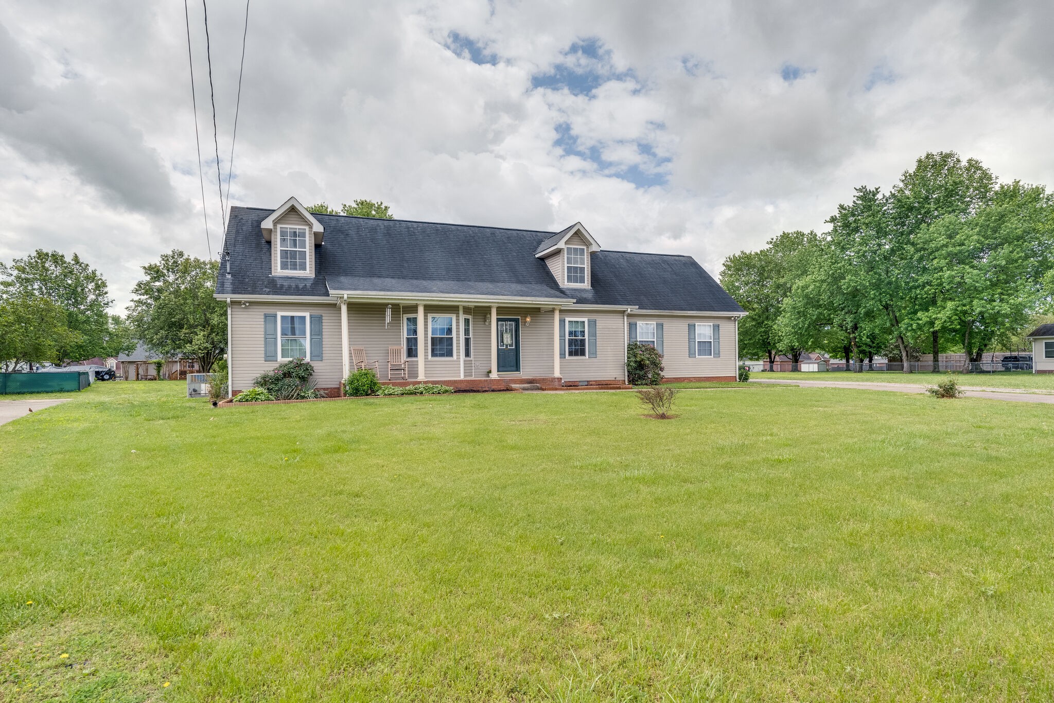220 Daly Dr