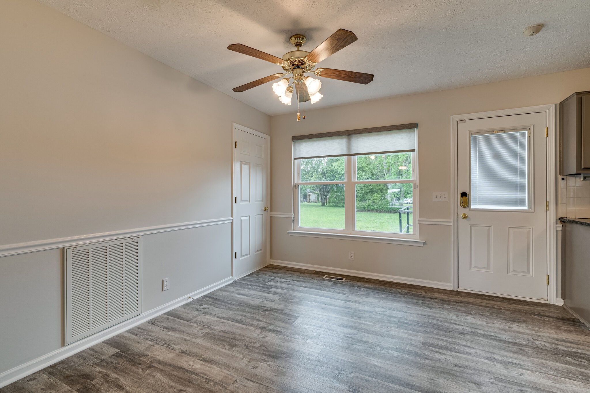 220 Daly Dr