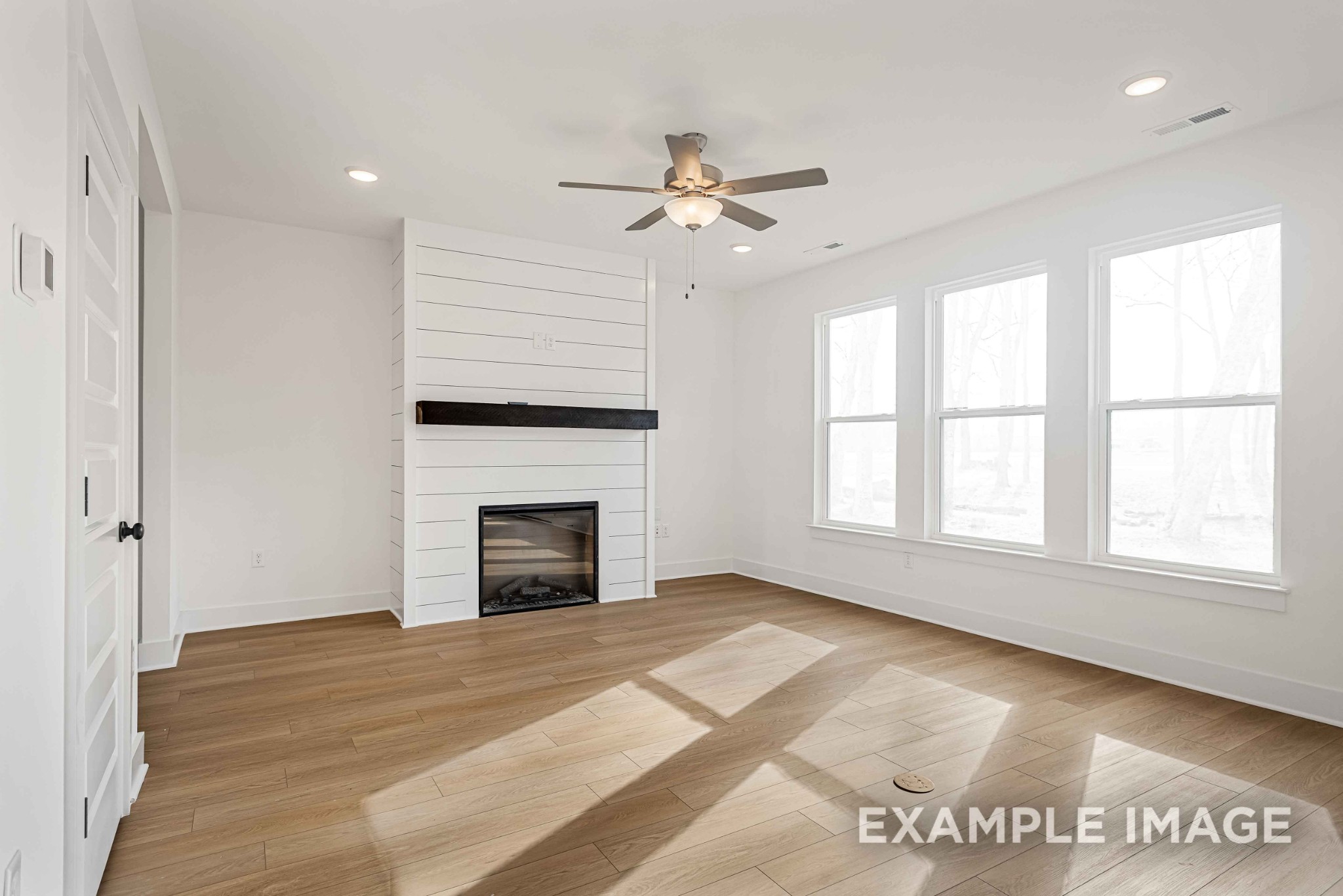 2822 Parkwood Drive