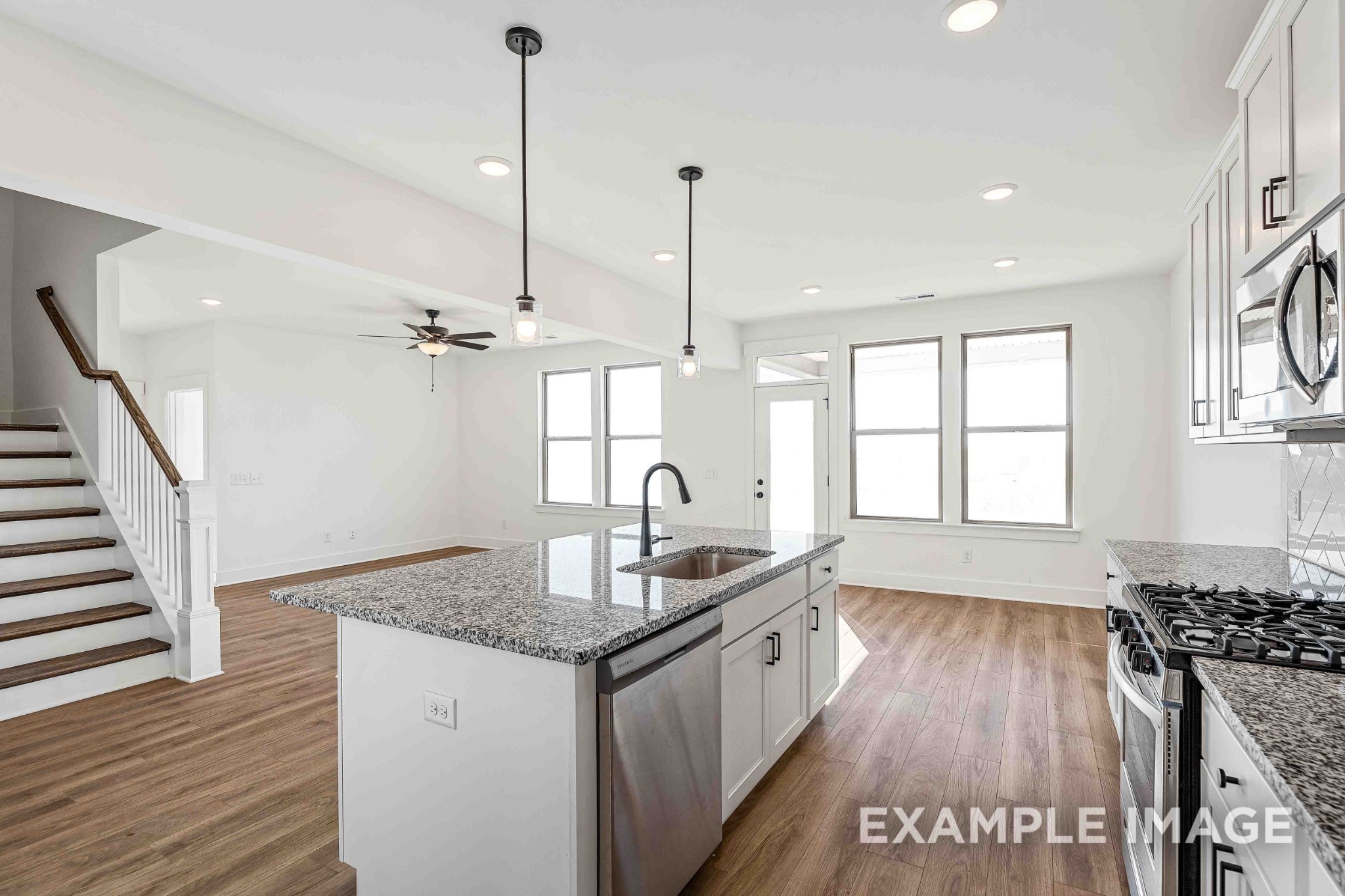 2907 Parkwood Drive