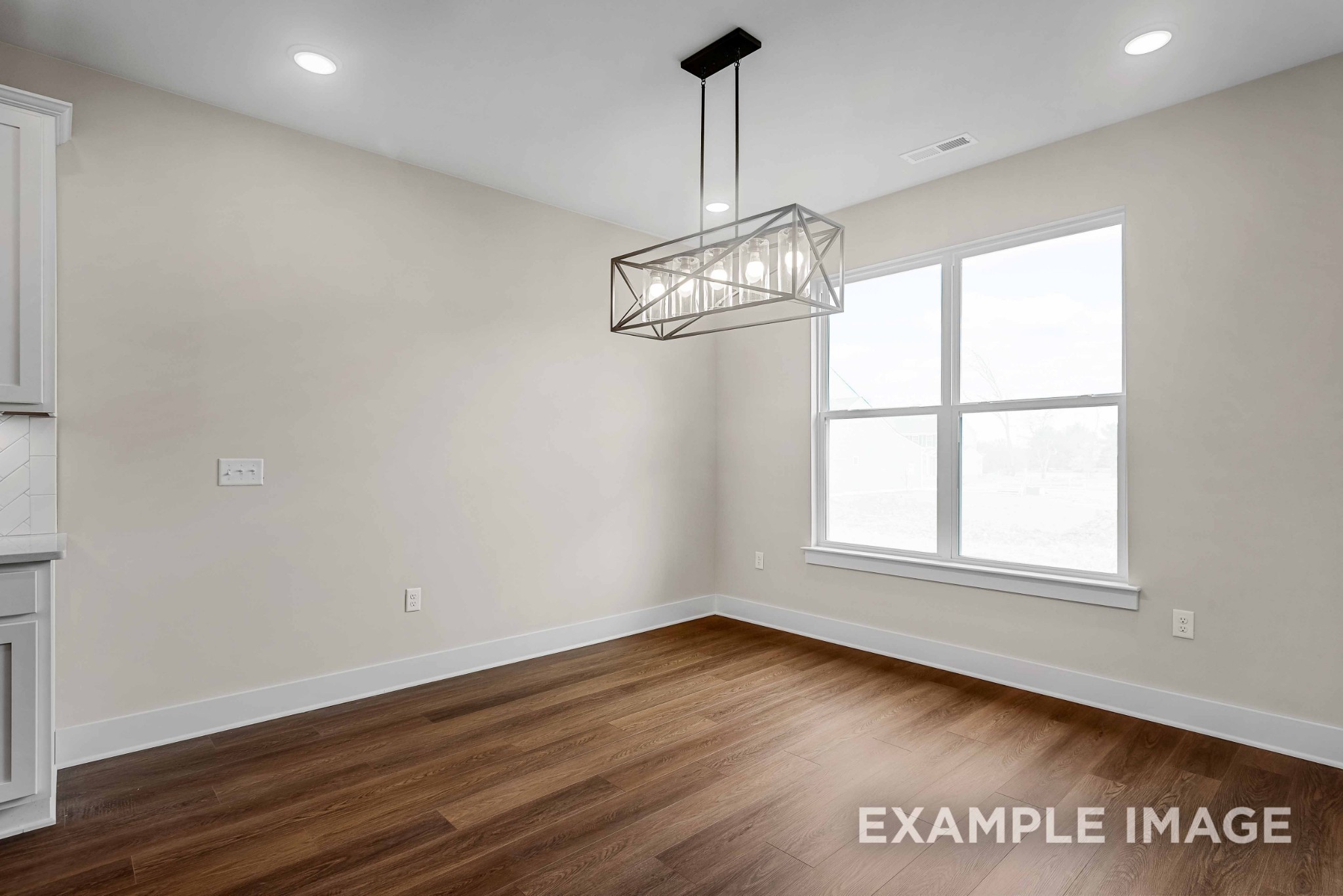 2906 Parkwood Drive
