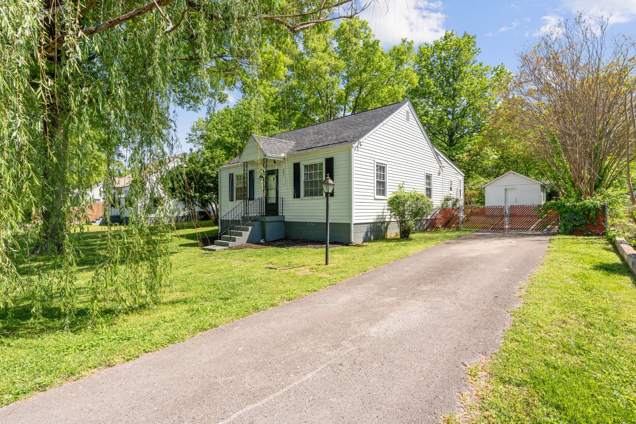 261 Tanksley Ave