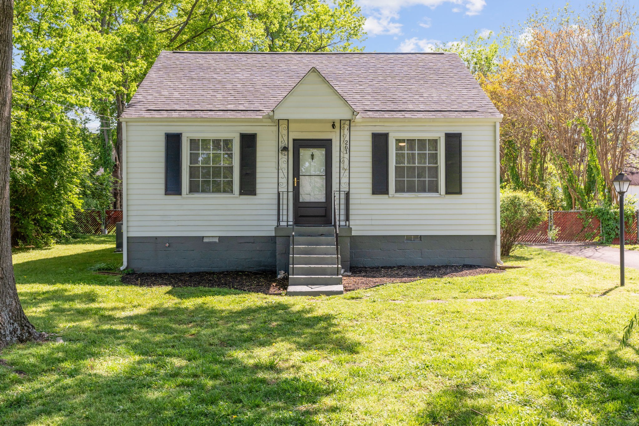 261 Tanksley Ave