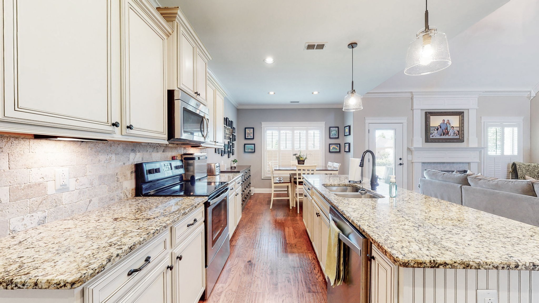 2017 Prestwick Dr