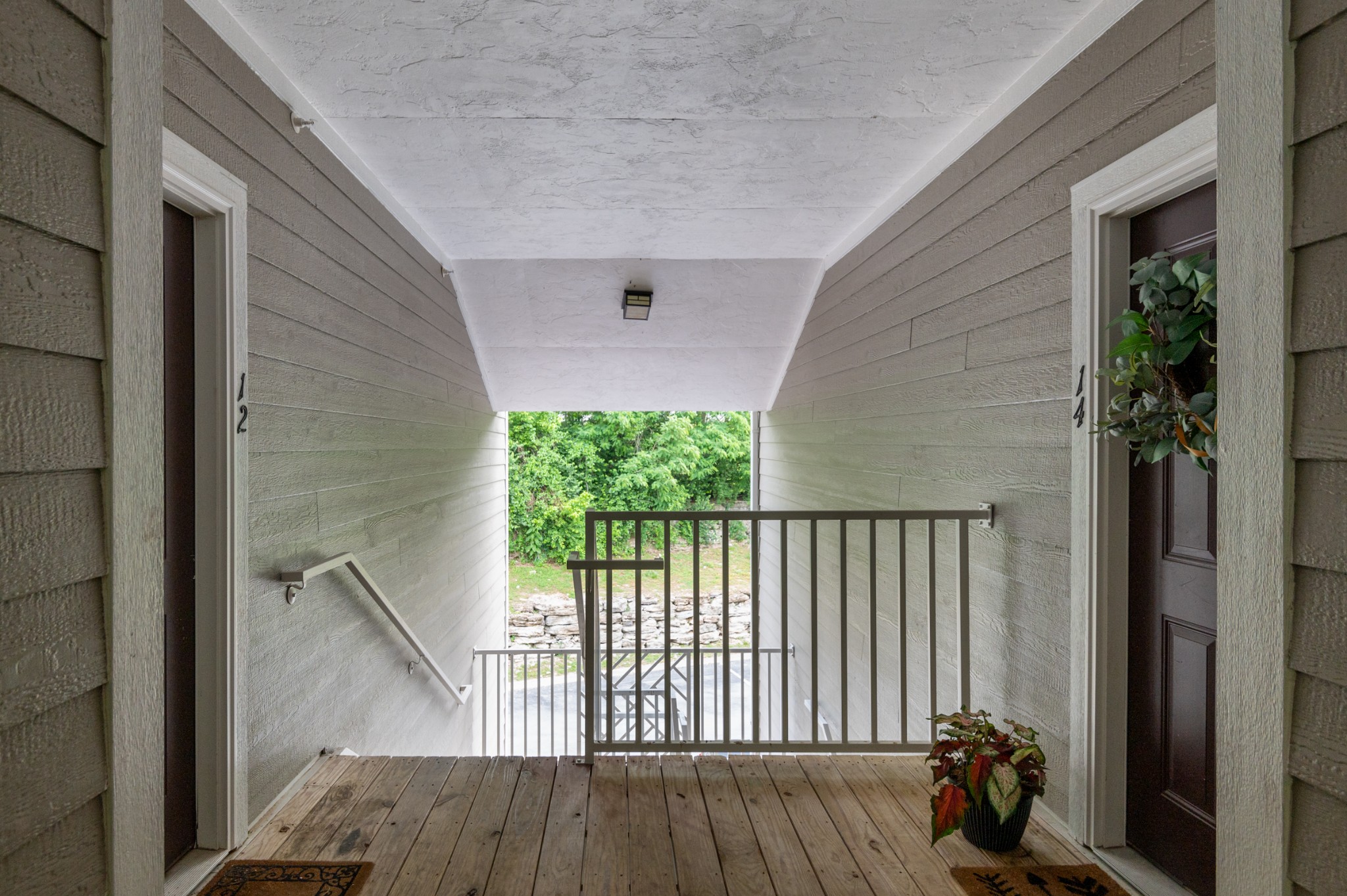 4847 Bevendean Dr Unit: 14