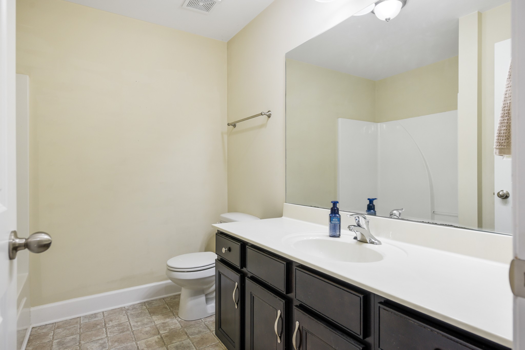 4847 Bevendean Dr Unit: 14