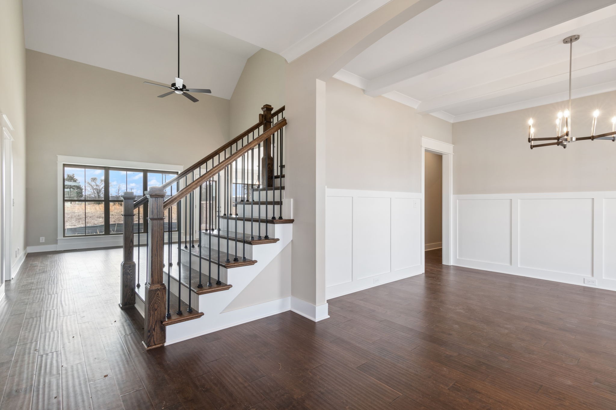 2729 Carousel Dr